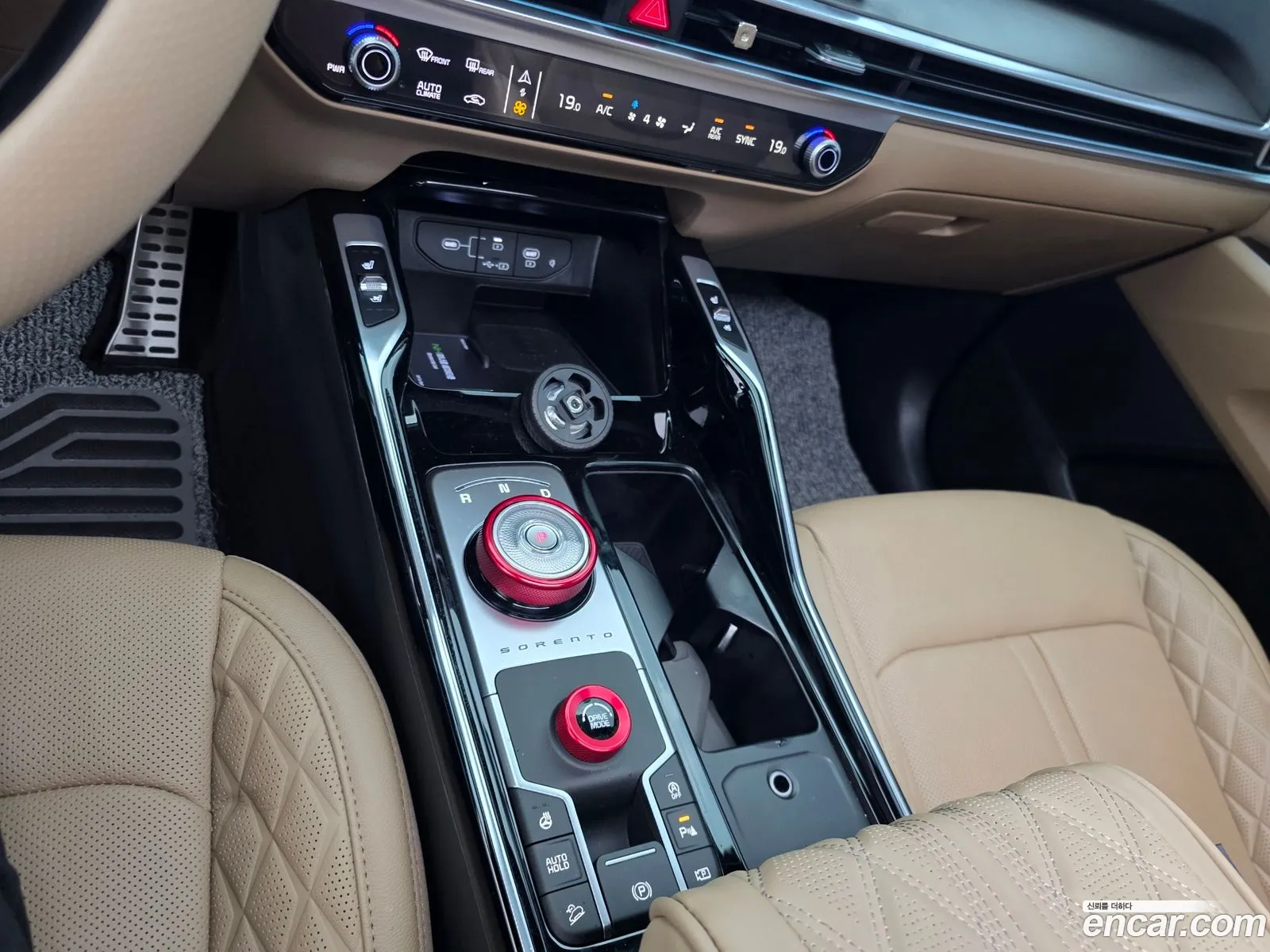 Kia Sorento 2025 — 16
