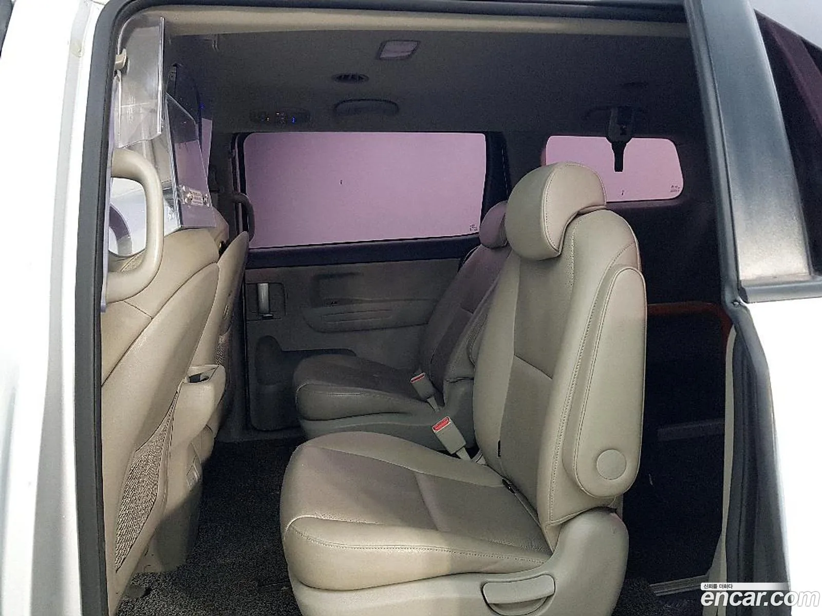 Kia Carnival 2019 — 16