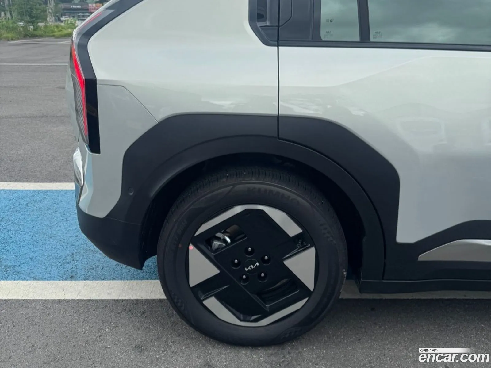 Kia EV3 2026 — 10