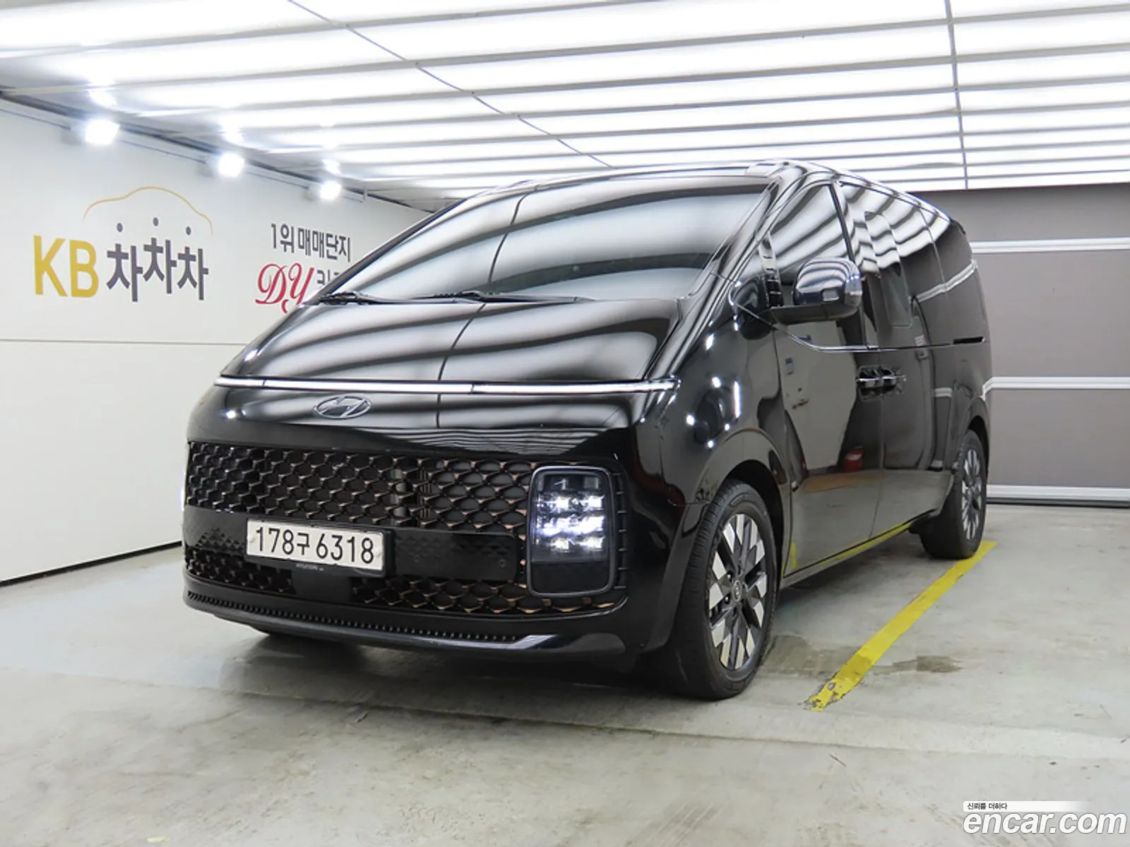 Hyundai Staria 2022 — 15