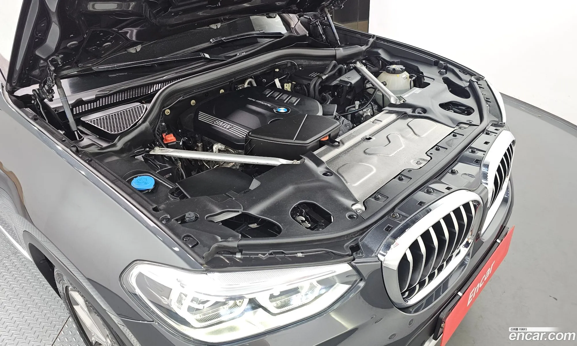 BMW X3 2019 WBAUZ3107KLD19503 — 7