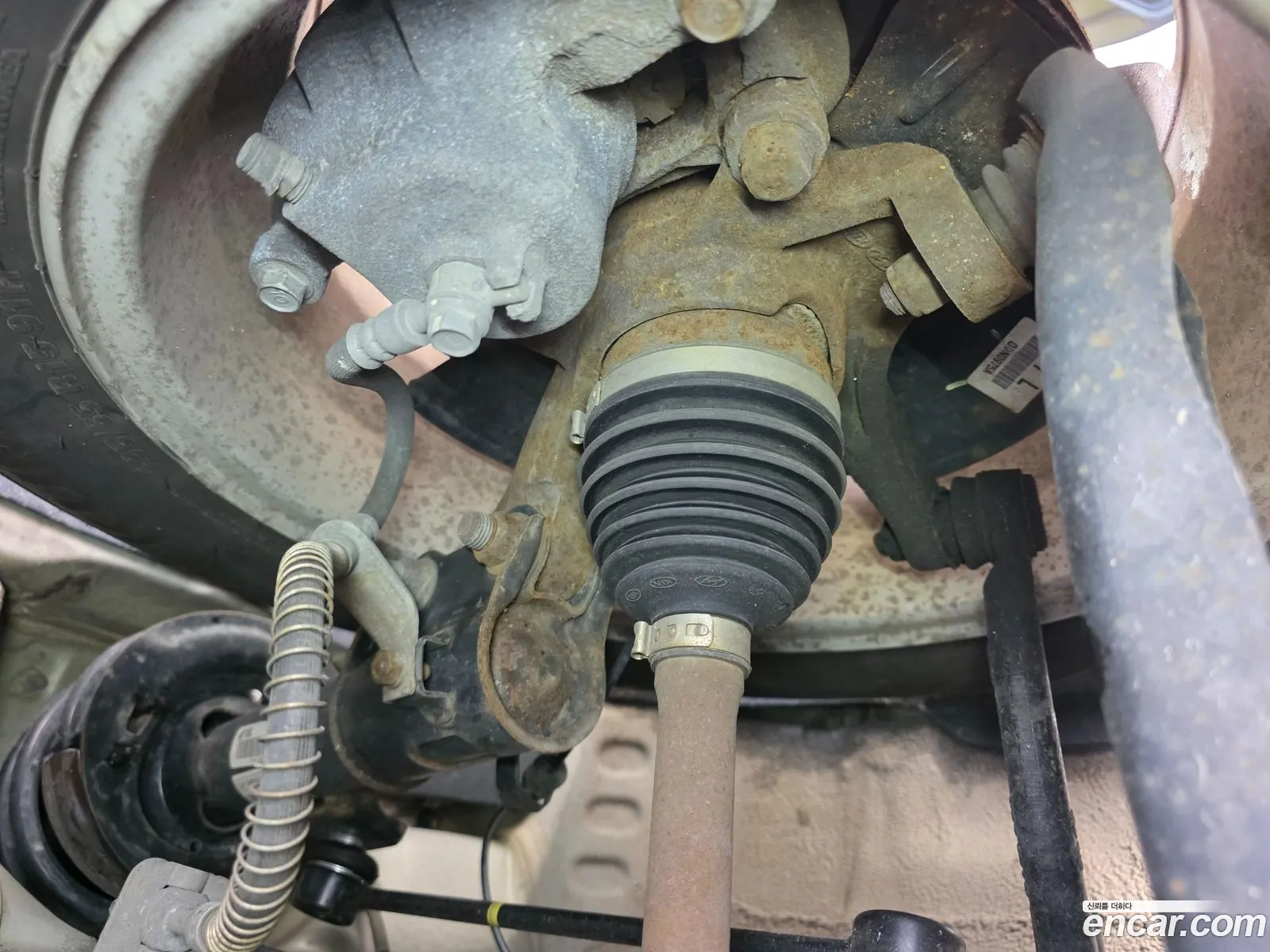 Kia K3 2015 — 17