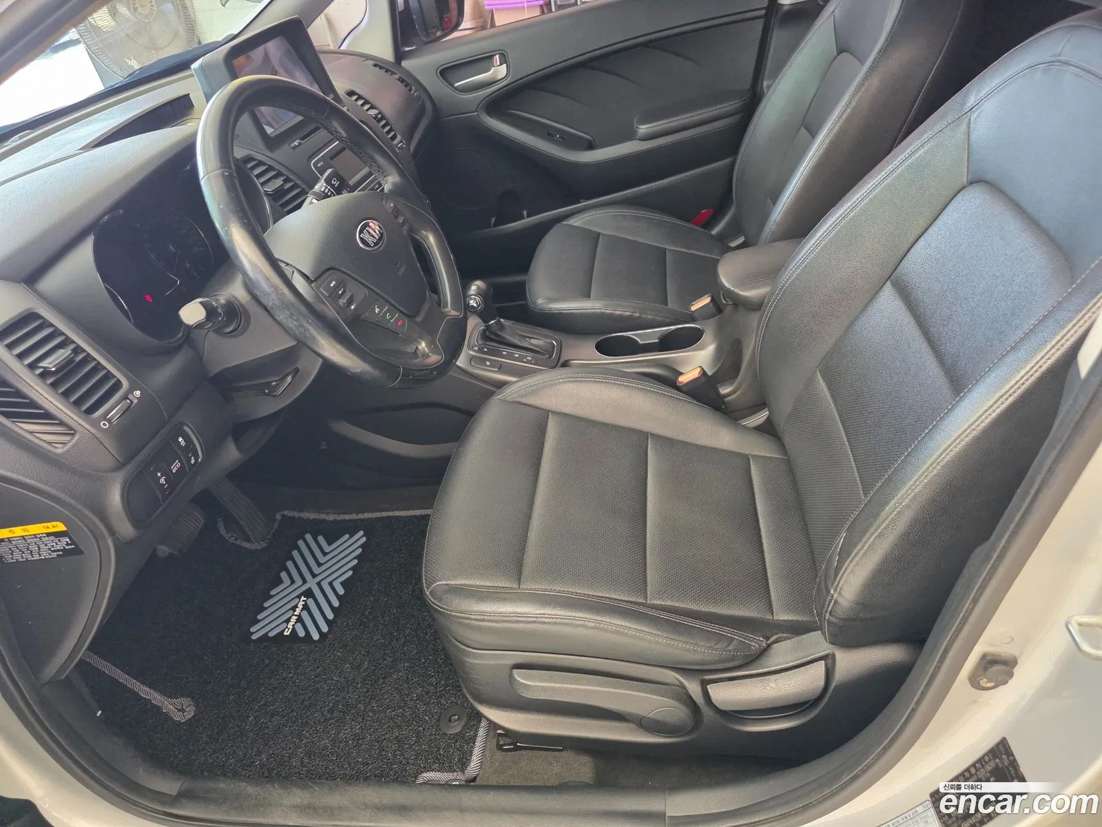 Kia K3 2015 — 11
