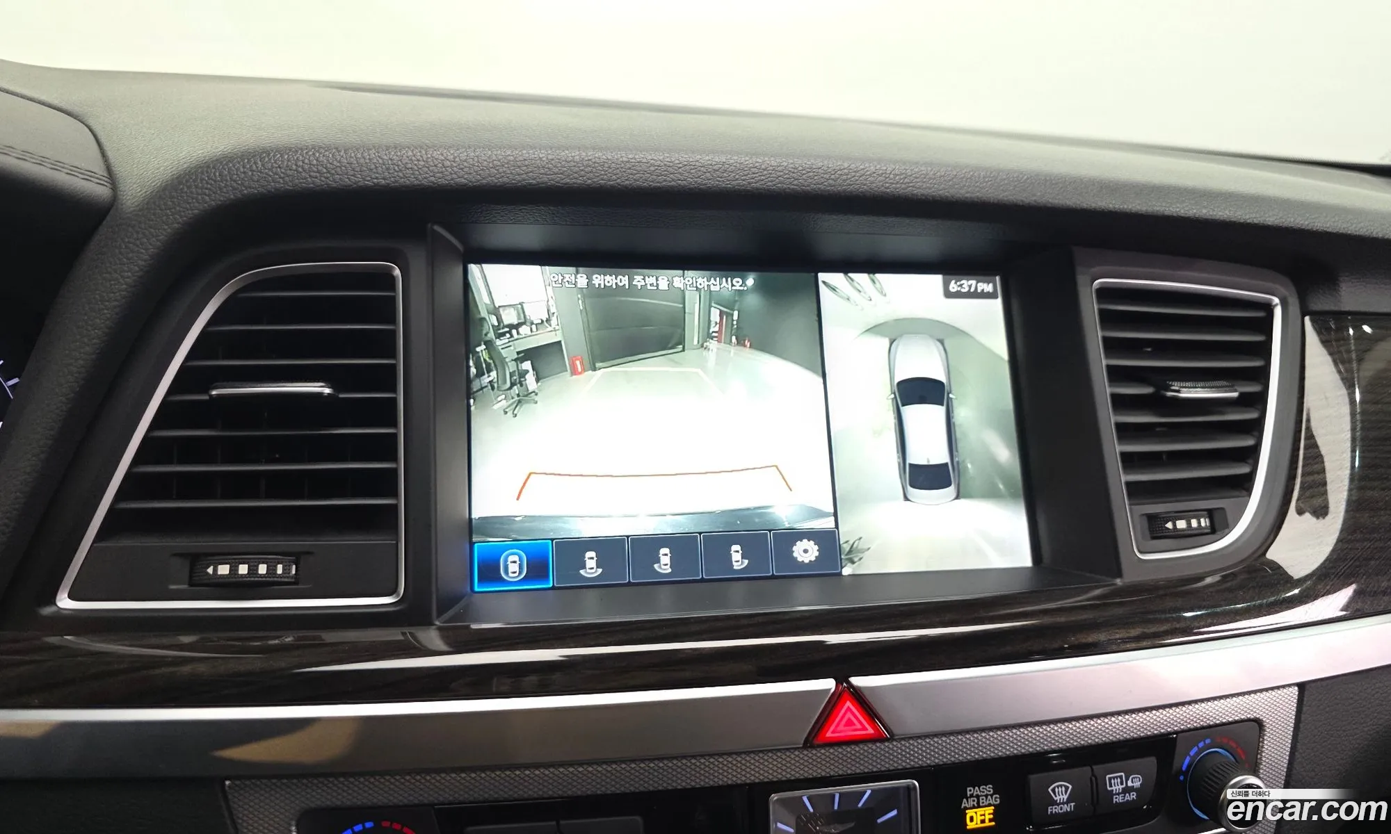 Genesis G80 2019 — 12