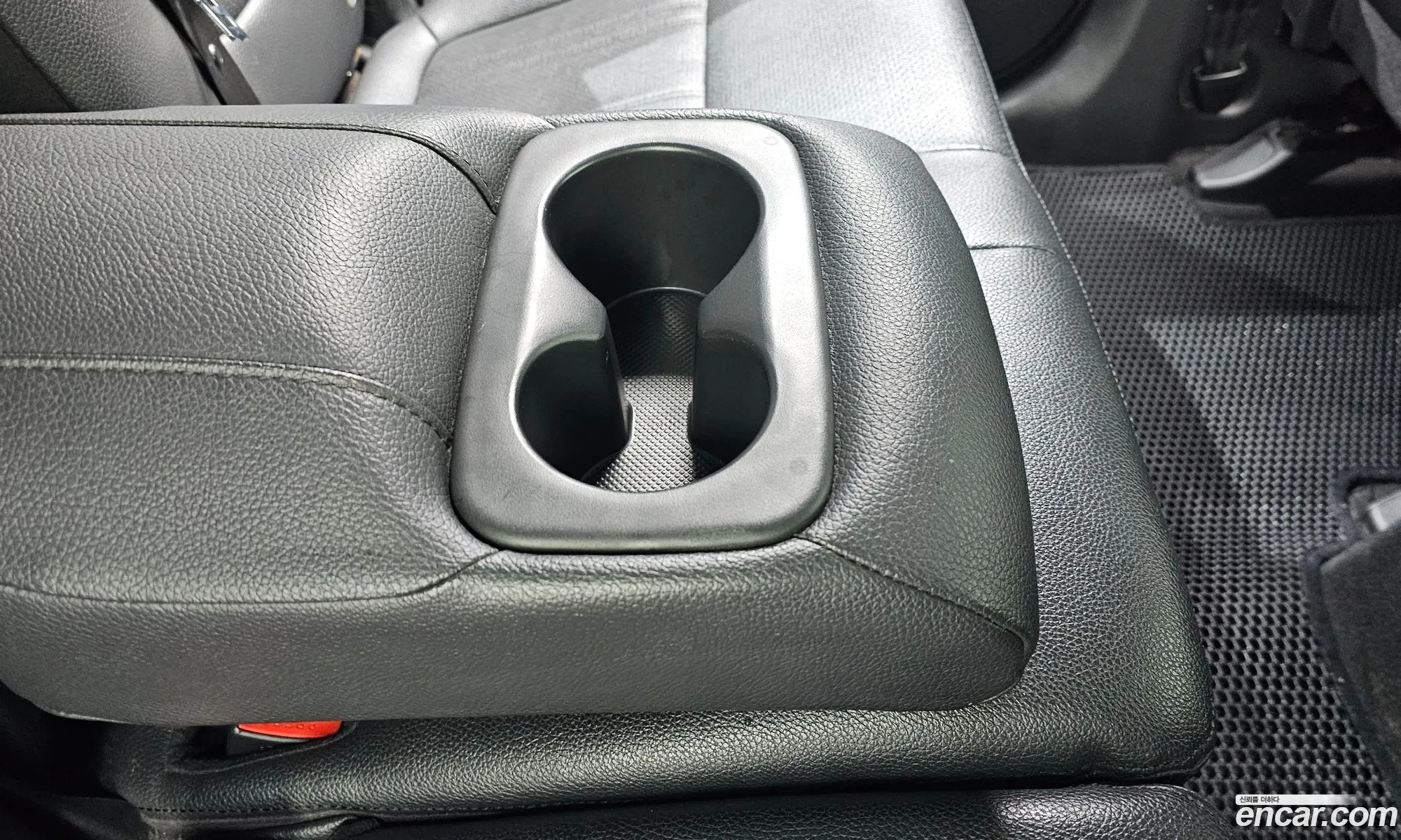 Kia Sorento R 2013 — 8