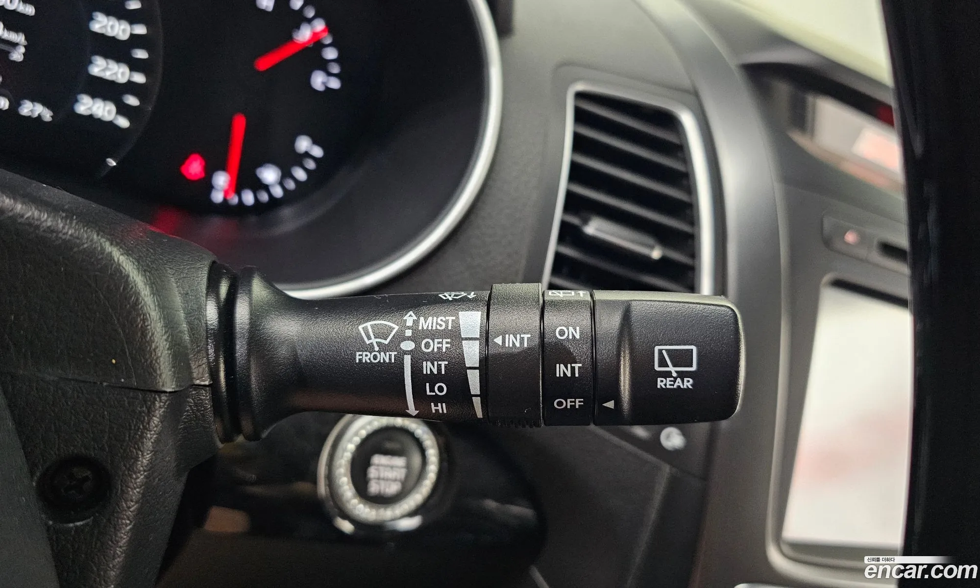 Kia Sorento R 2013 — 18