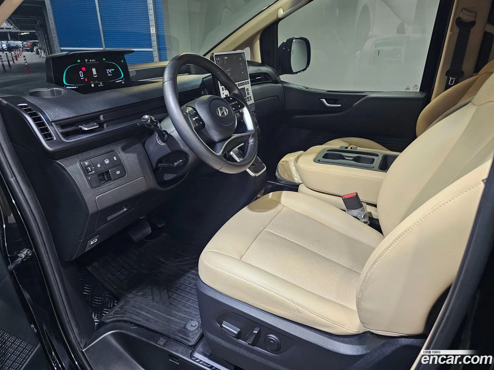 Hyundai Staria 2024 — 5