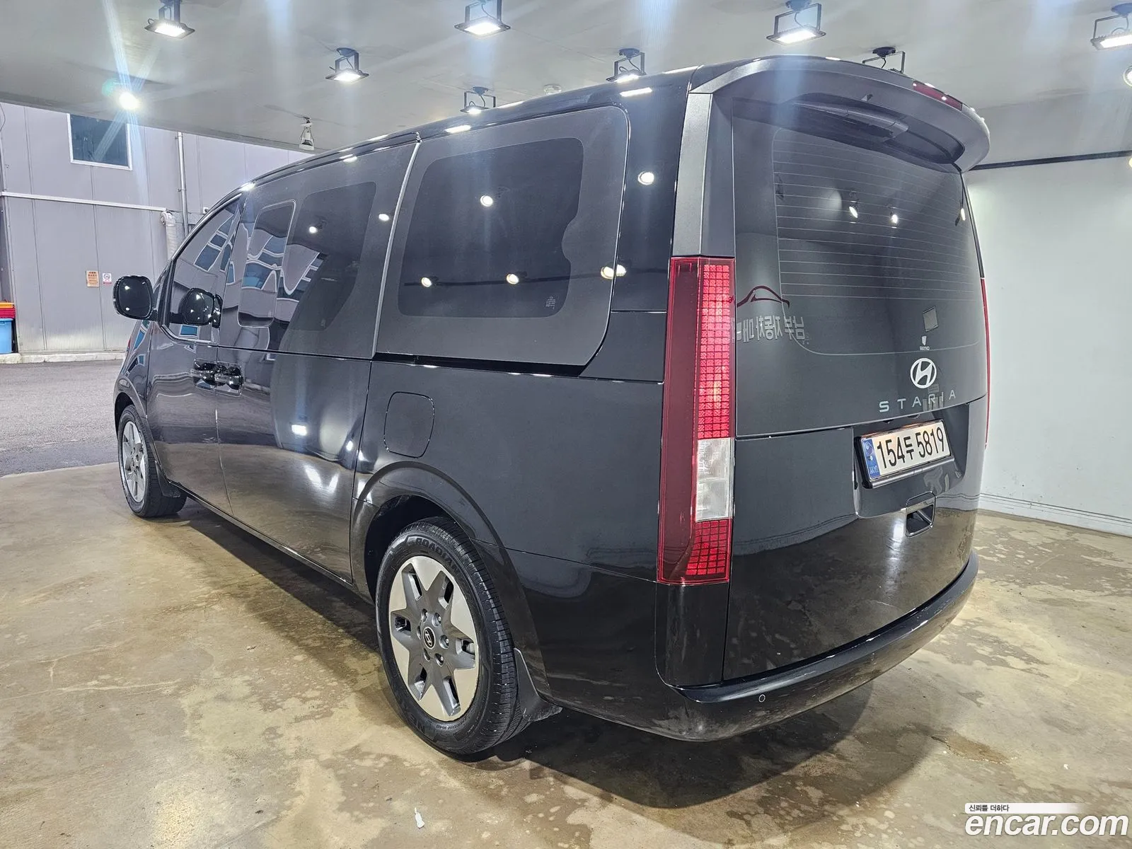 Hyundai Staria 2024 — 8