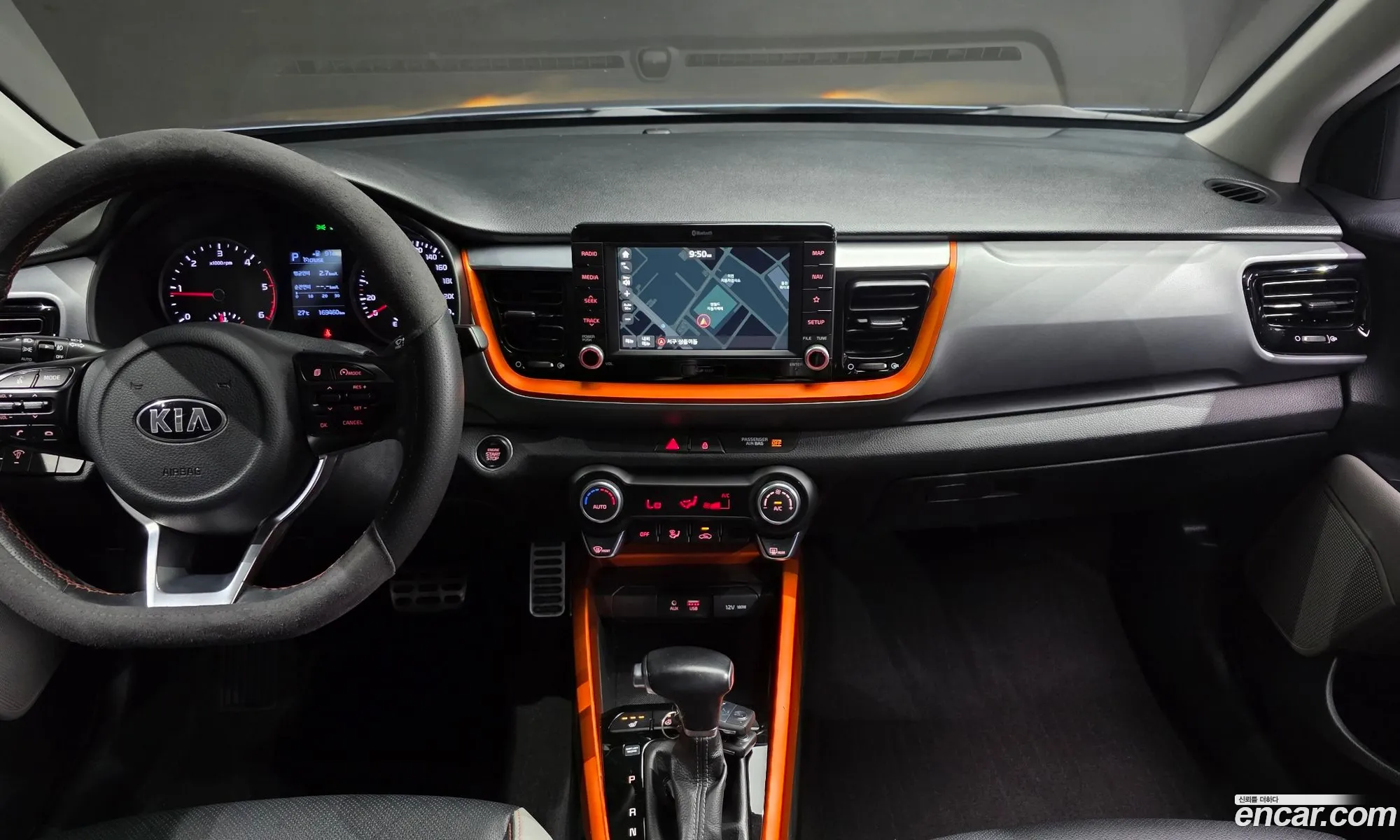 Kia Stonic 2017 KNADE815GJS105200 — 18