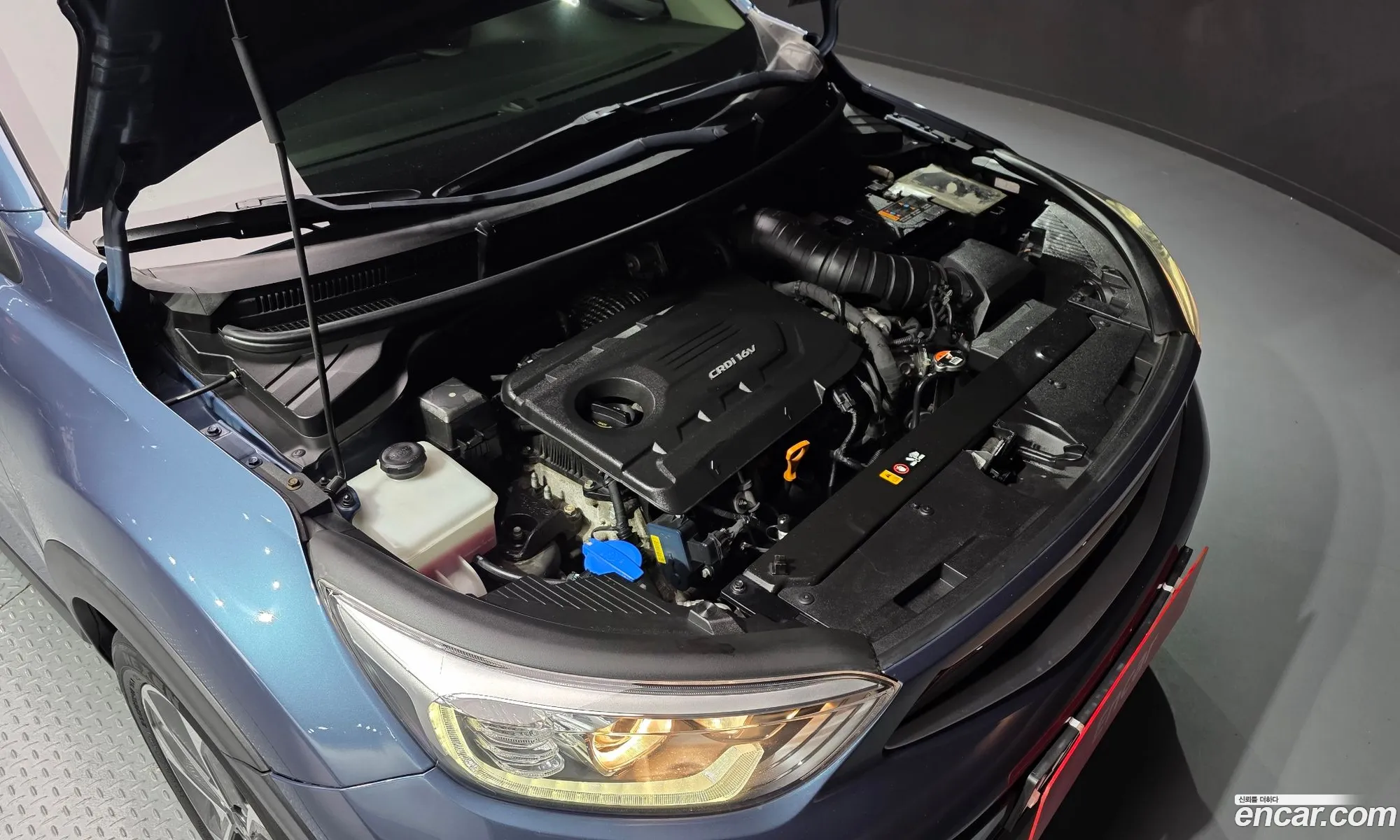 Kia Stonic 2017 KNADE815GJS105200 — 4