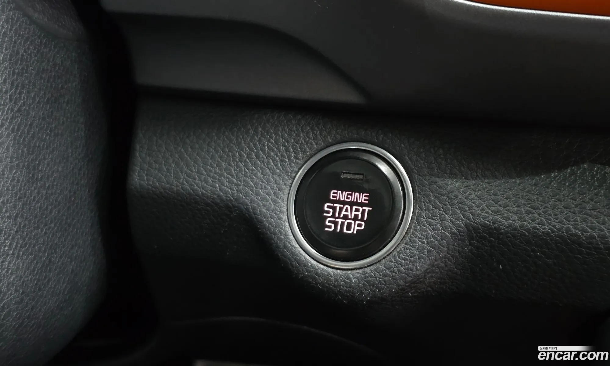 Kia Stonic 2017 KNADE815GJS105200 — 7
