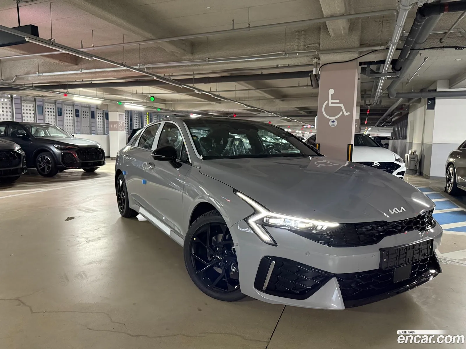 Kia K5 2026 — 10
