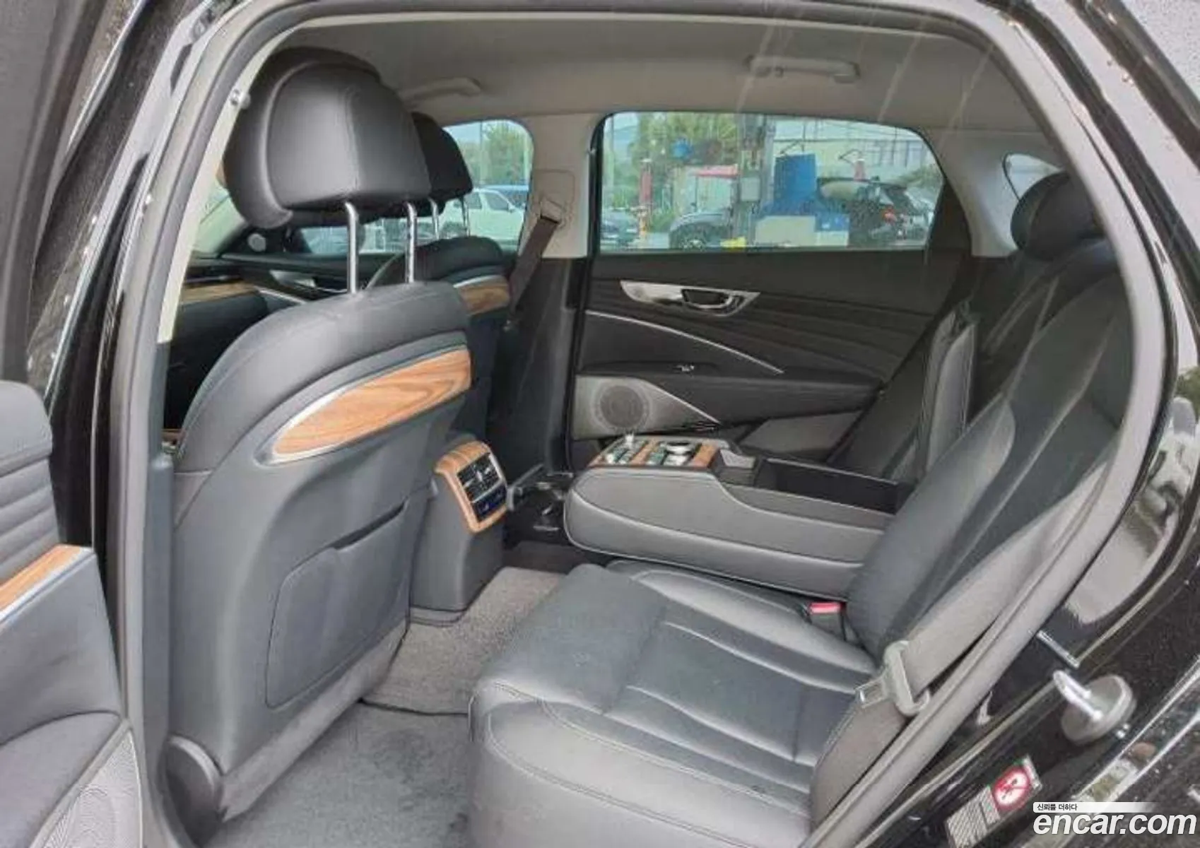 Kia K9 2023 — 2