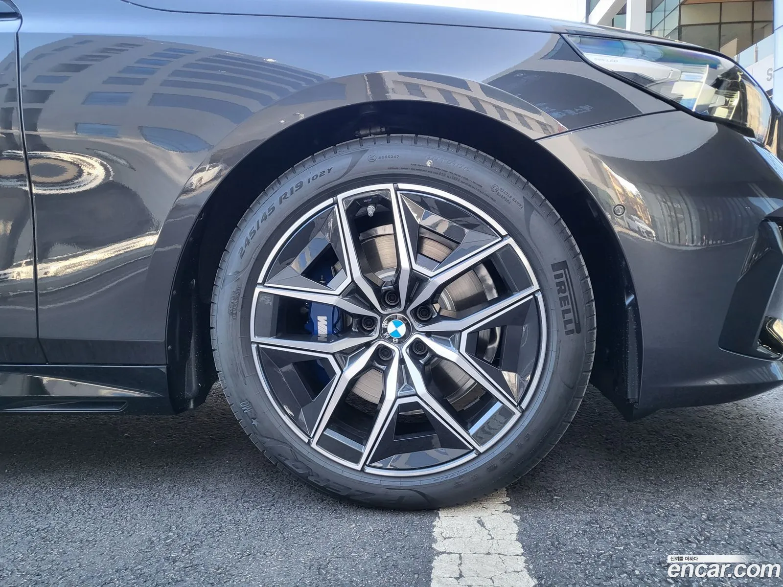 BMW 5 Series 2026 — 9