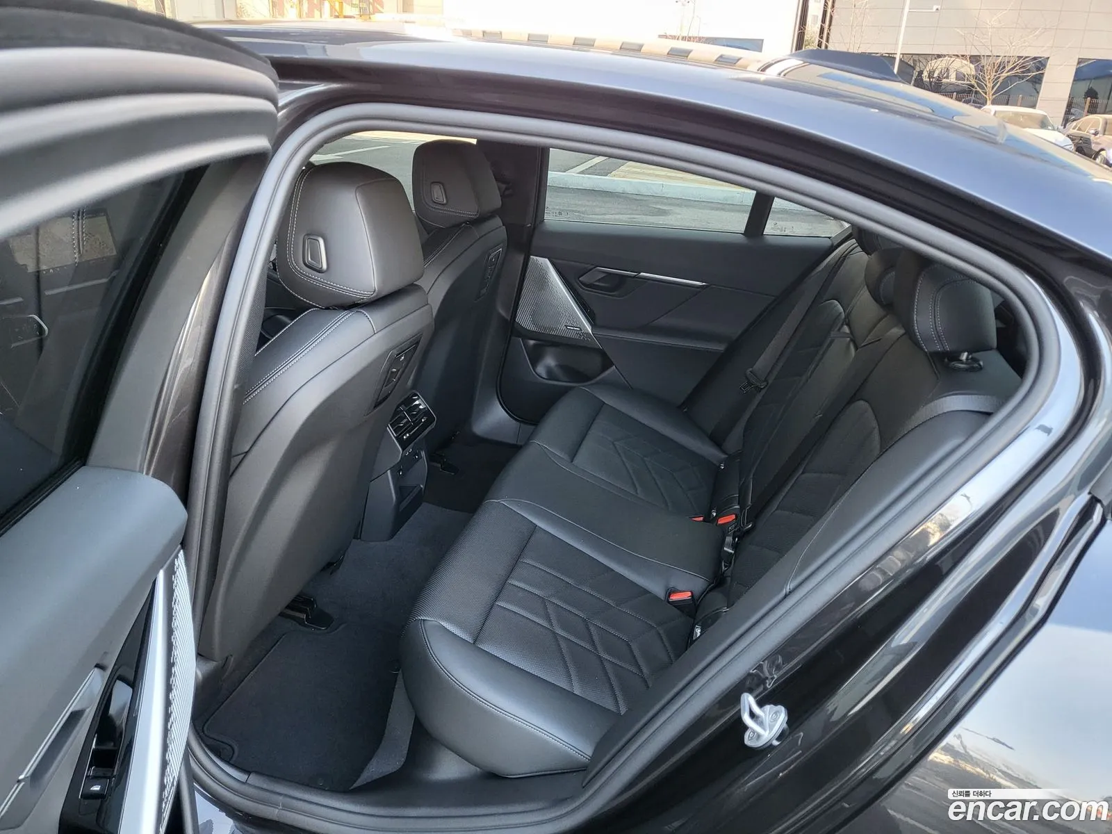 BMW 5 Series 2026 — 5