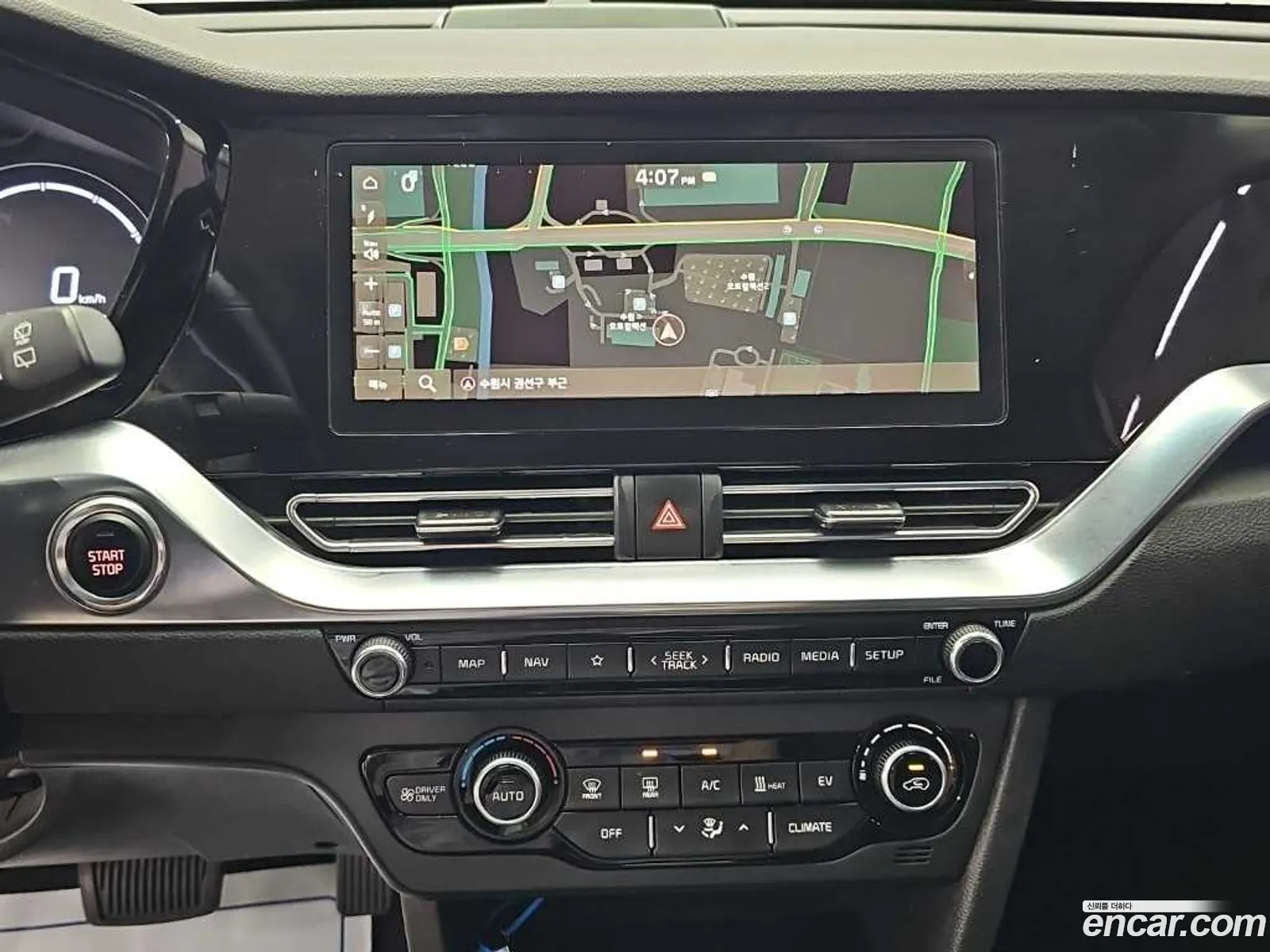 Kia Niro Plus 2022 — 4