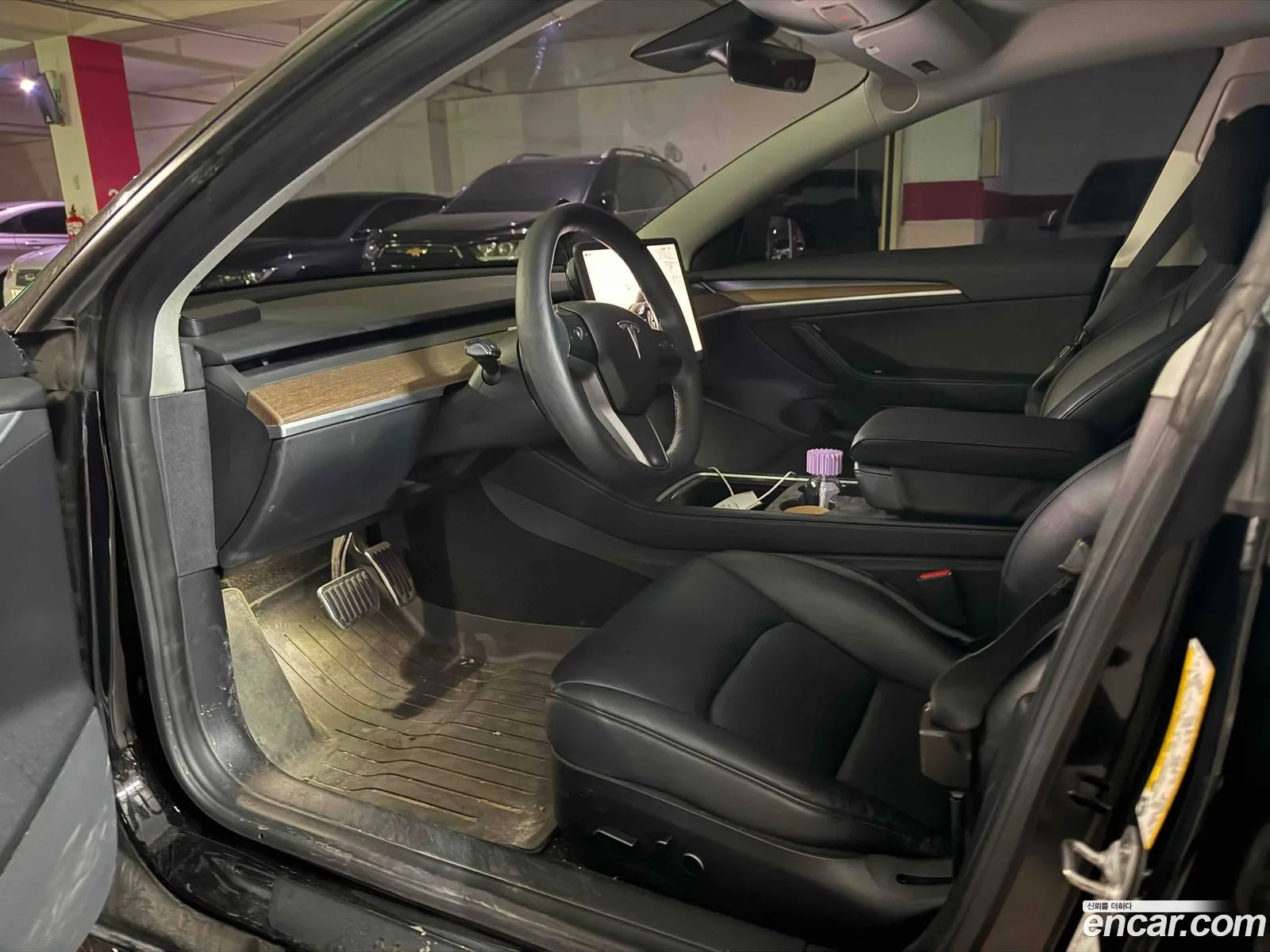 Tesla Model 3 2022 — 10