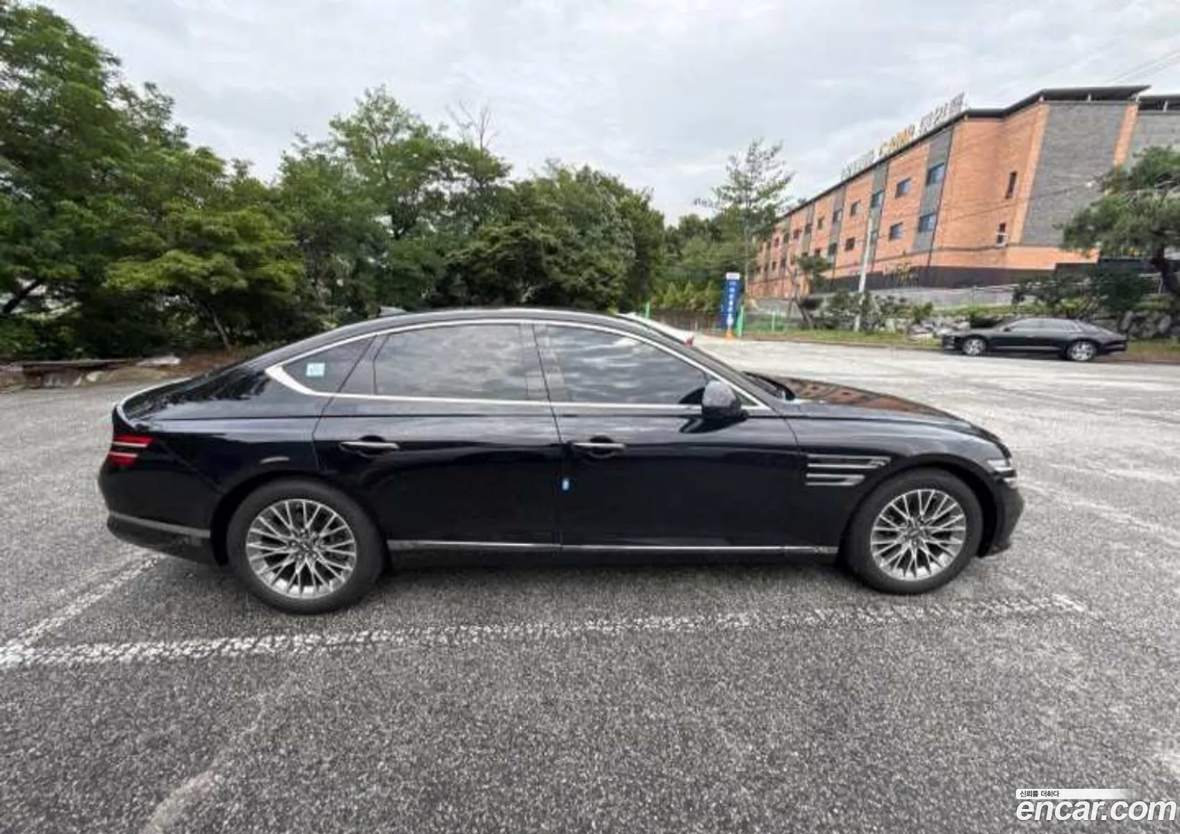 Genesis G80 2023 — 11