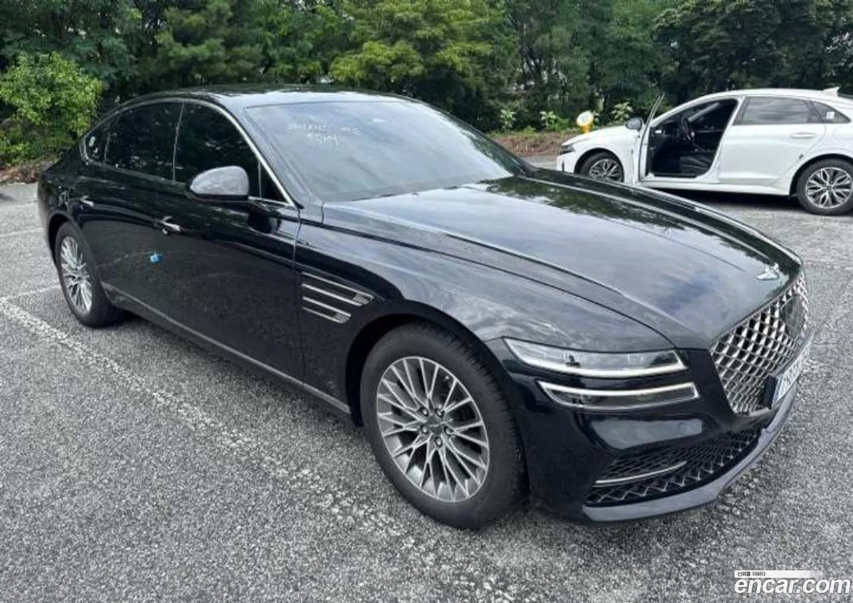 Genesis G80 2023 — 2