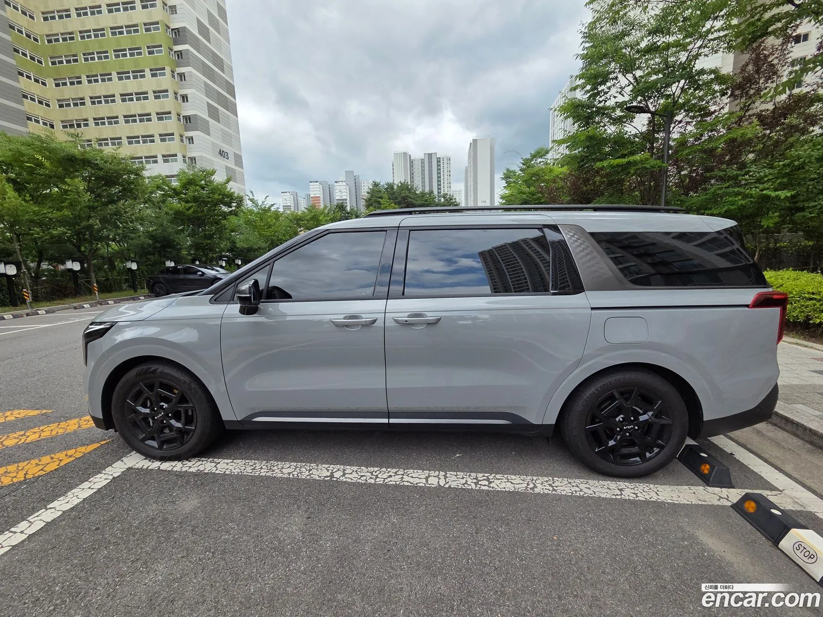 Kia Carnival 2025 — 10
