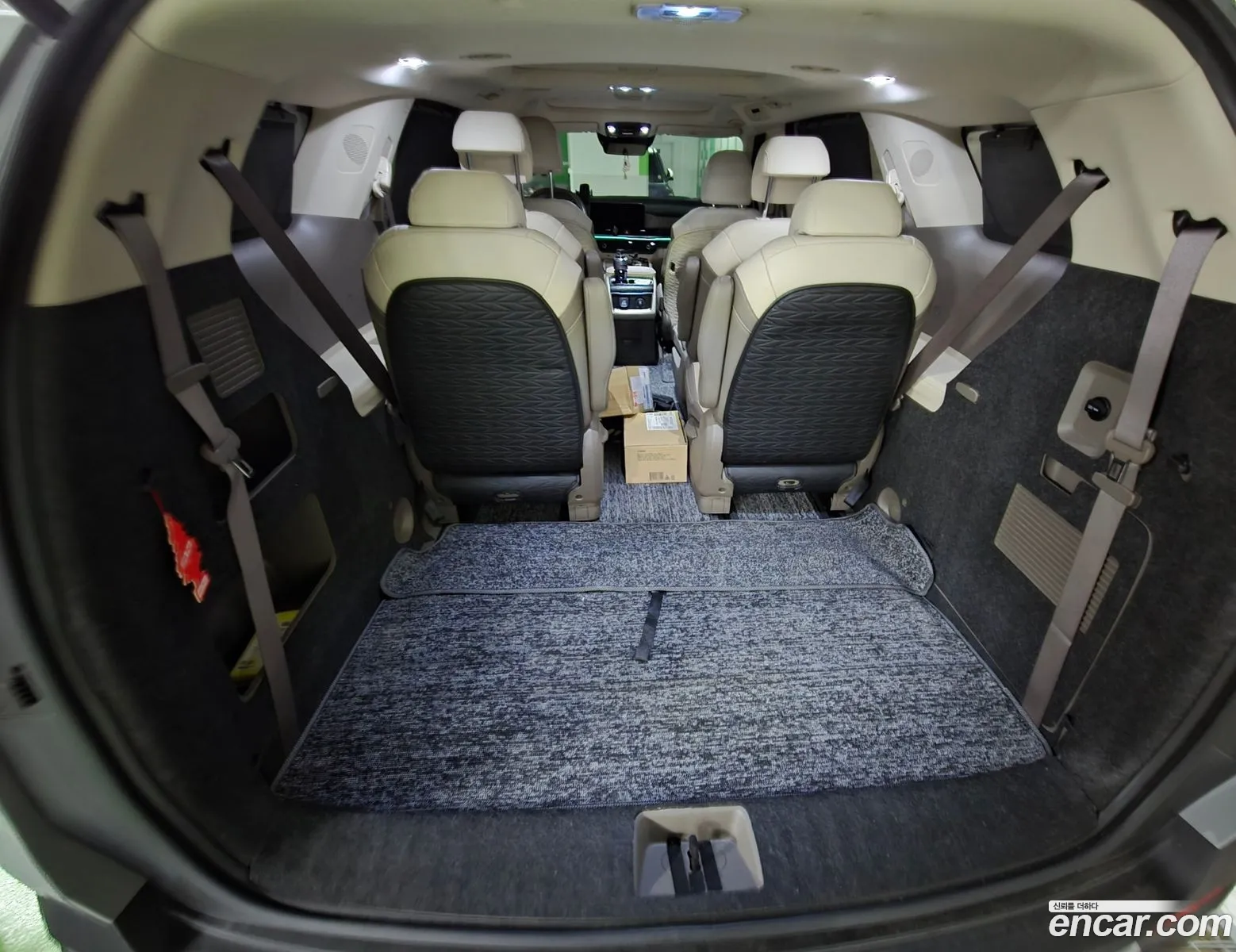 Kia Carnival 2025 — 14