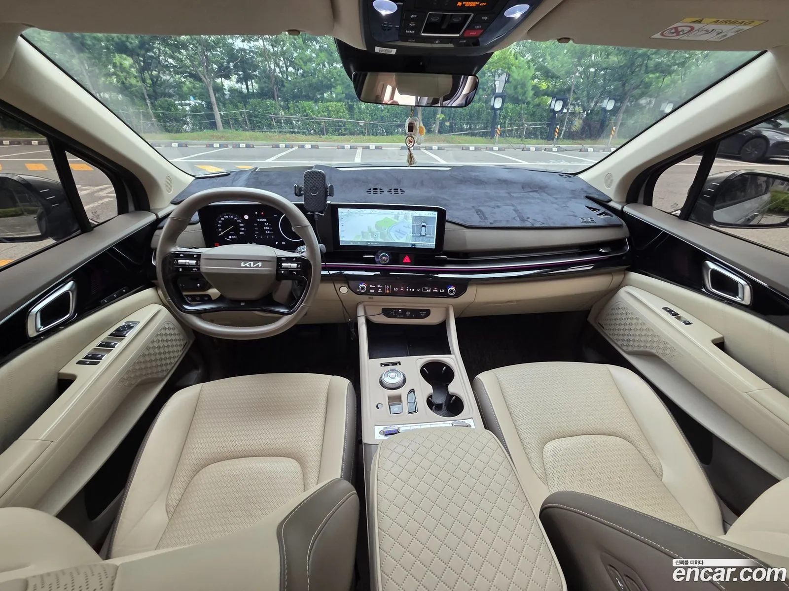 Kia Carnival 2025 — 4