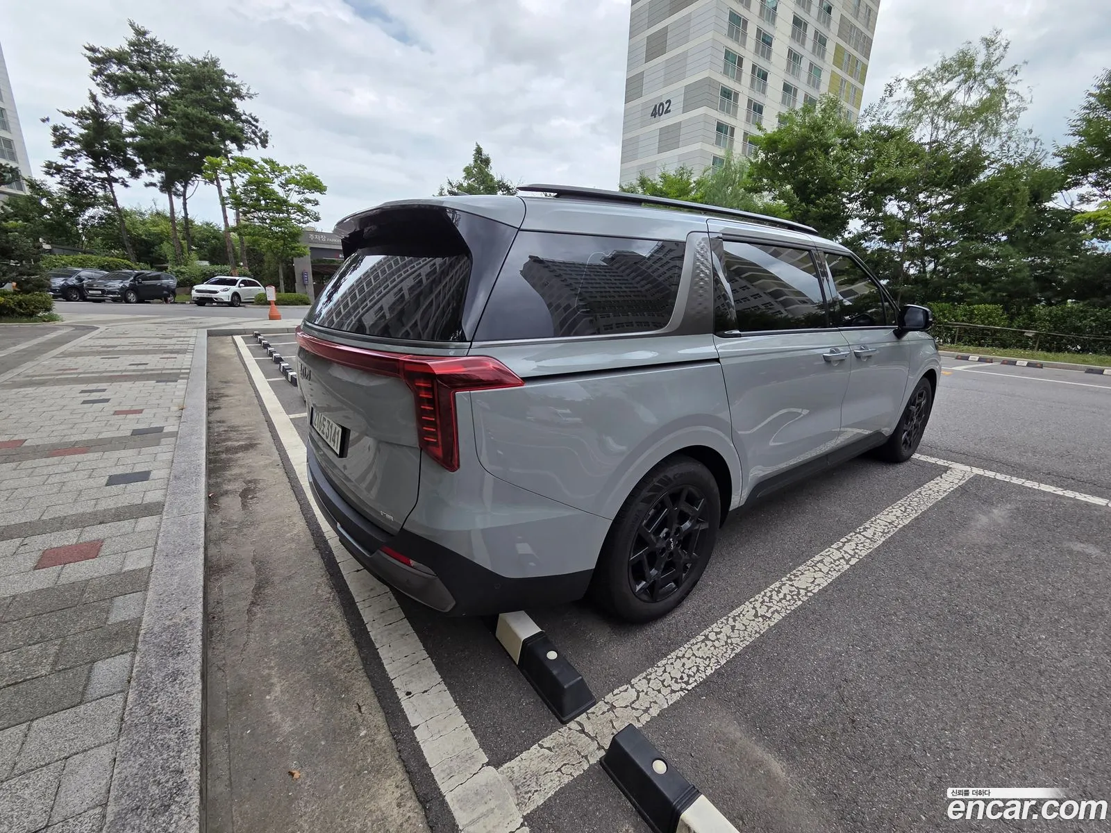 Kia Carnival 2025 — 8