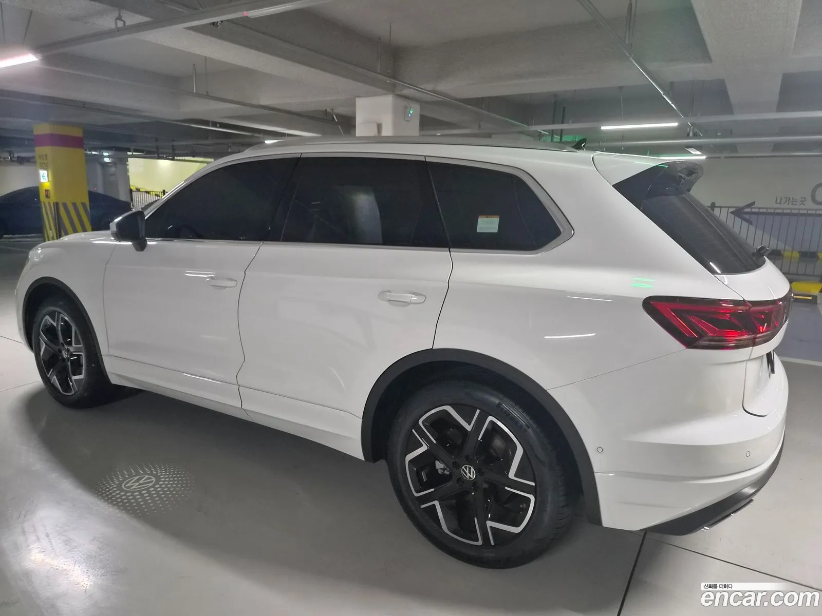 Volkswagen Touareg 2026 — 7