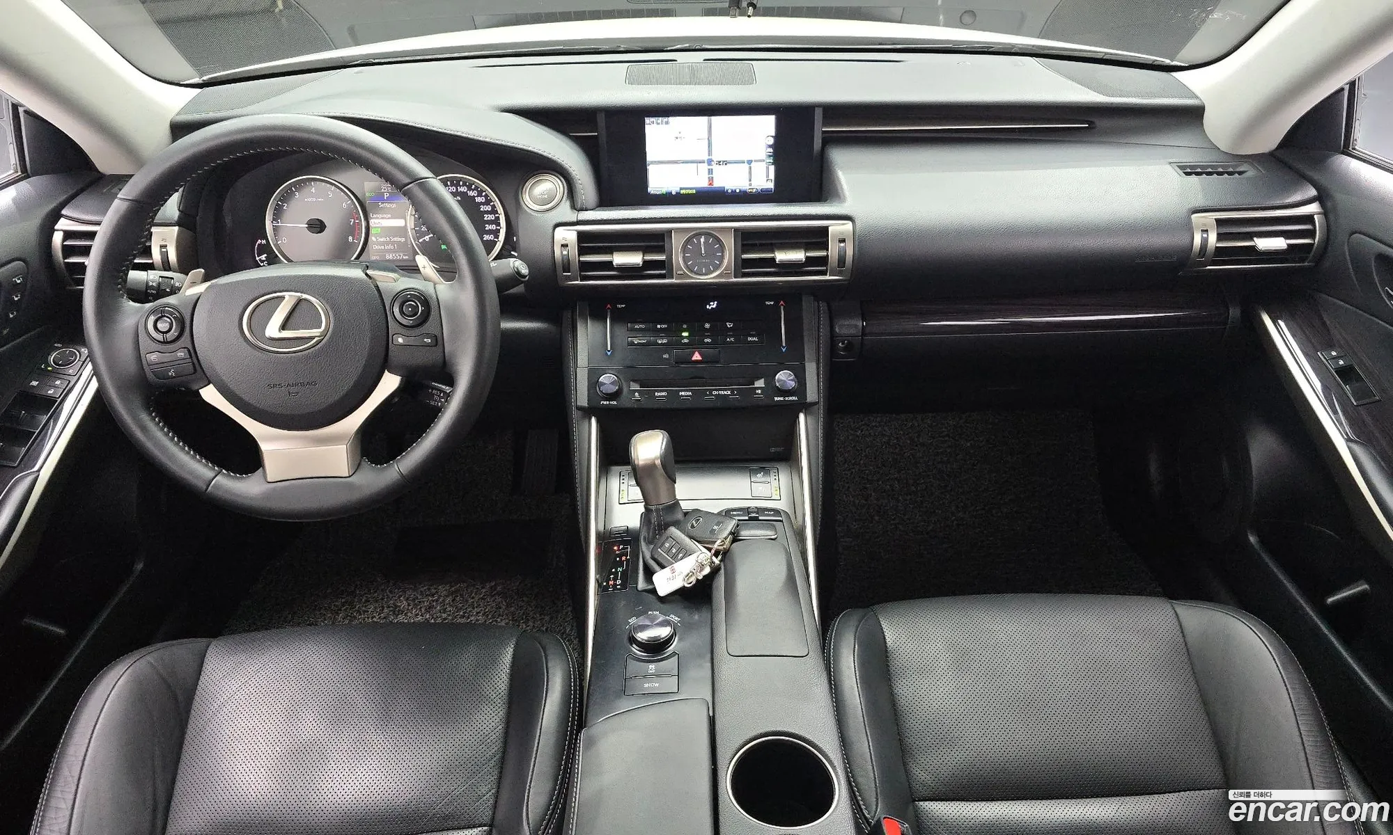 Lexus IS250 2013 — 16