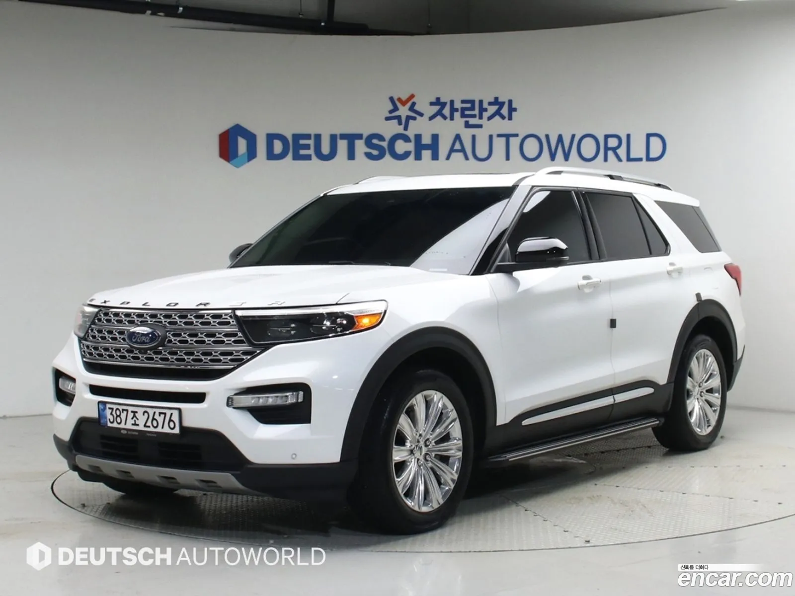 Ford Explorer 6th Gen 2020 — 3