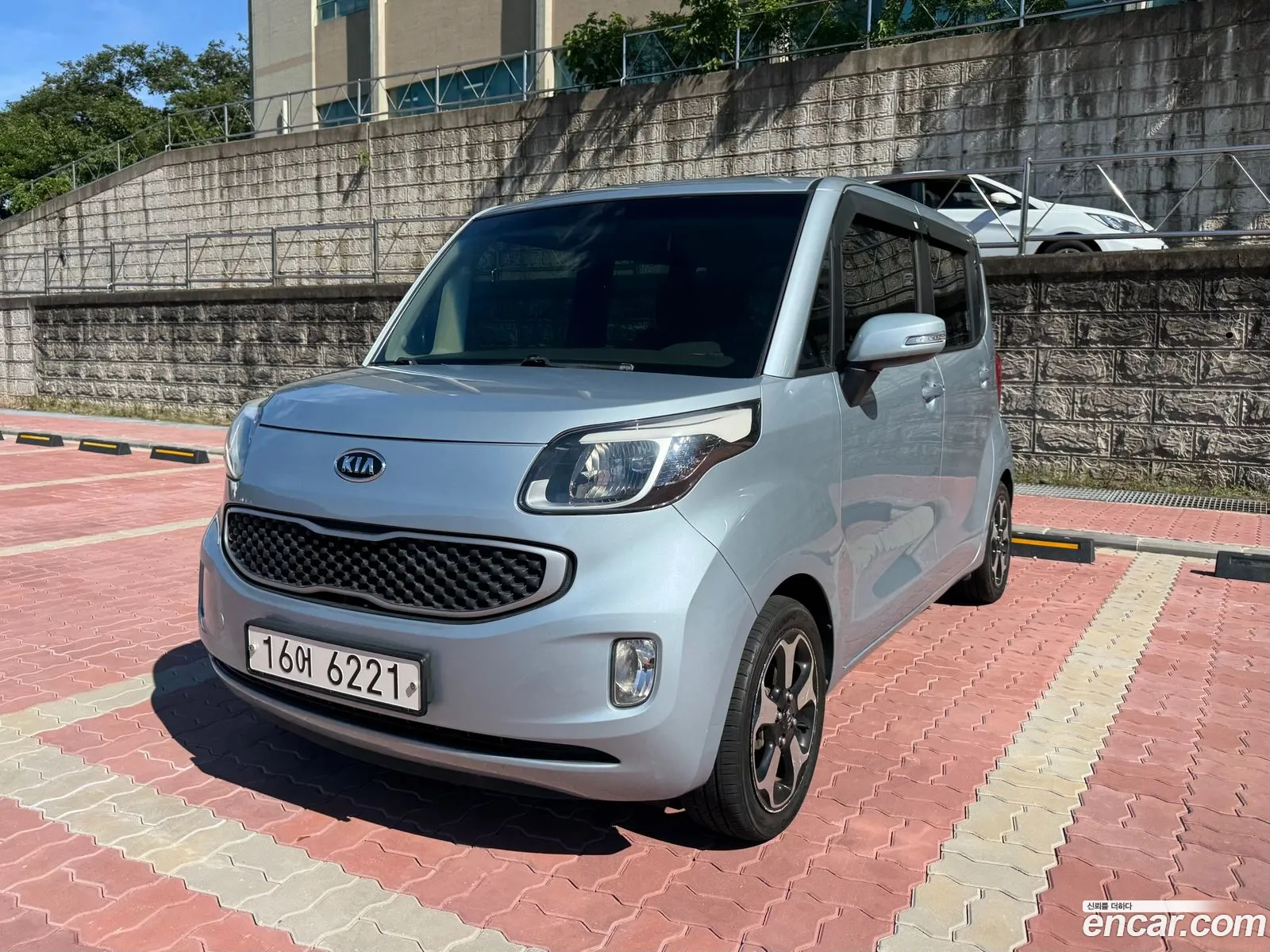 Kia Ray 2012 — 17