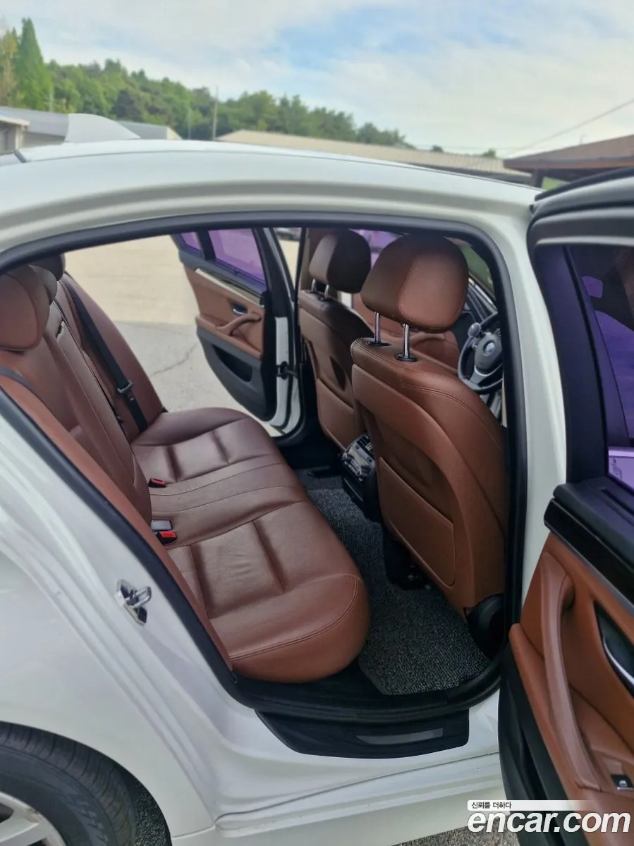 BMW 5 Series 2013 — 2