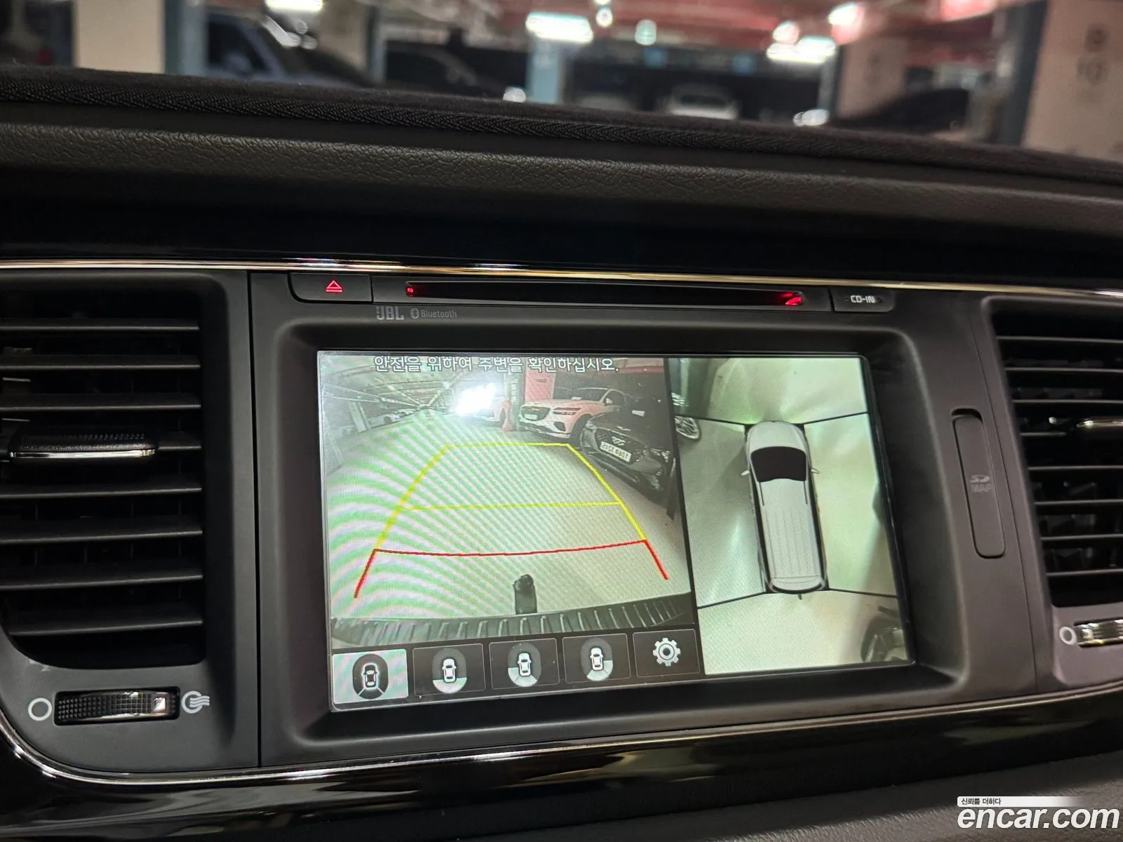 Kia Carnival 2017 — 8