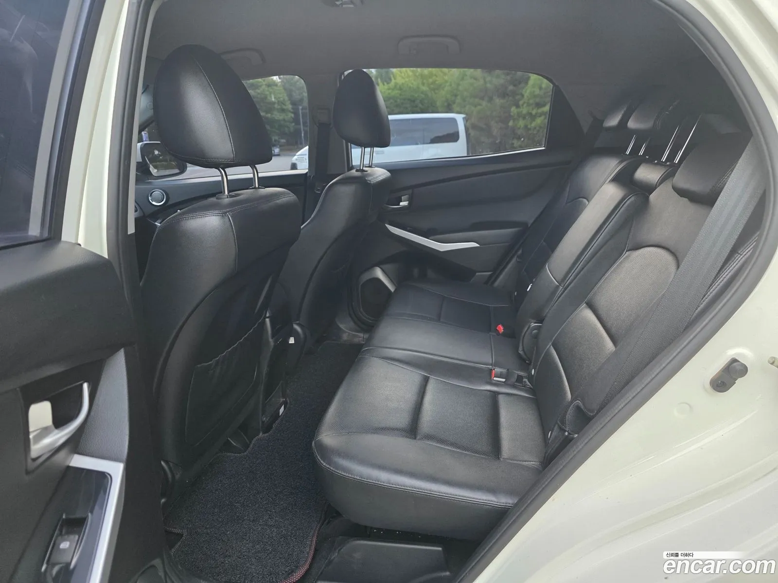 KG Mobility (SsangYong) Korando C 2016 — 18
