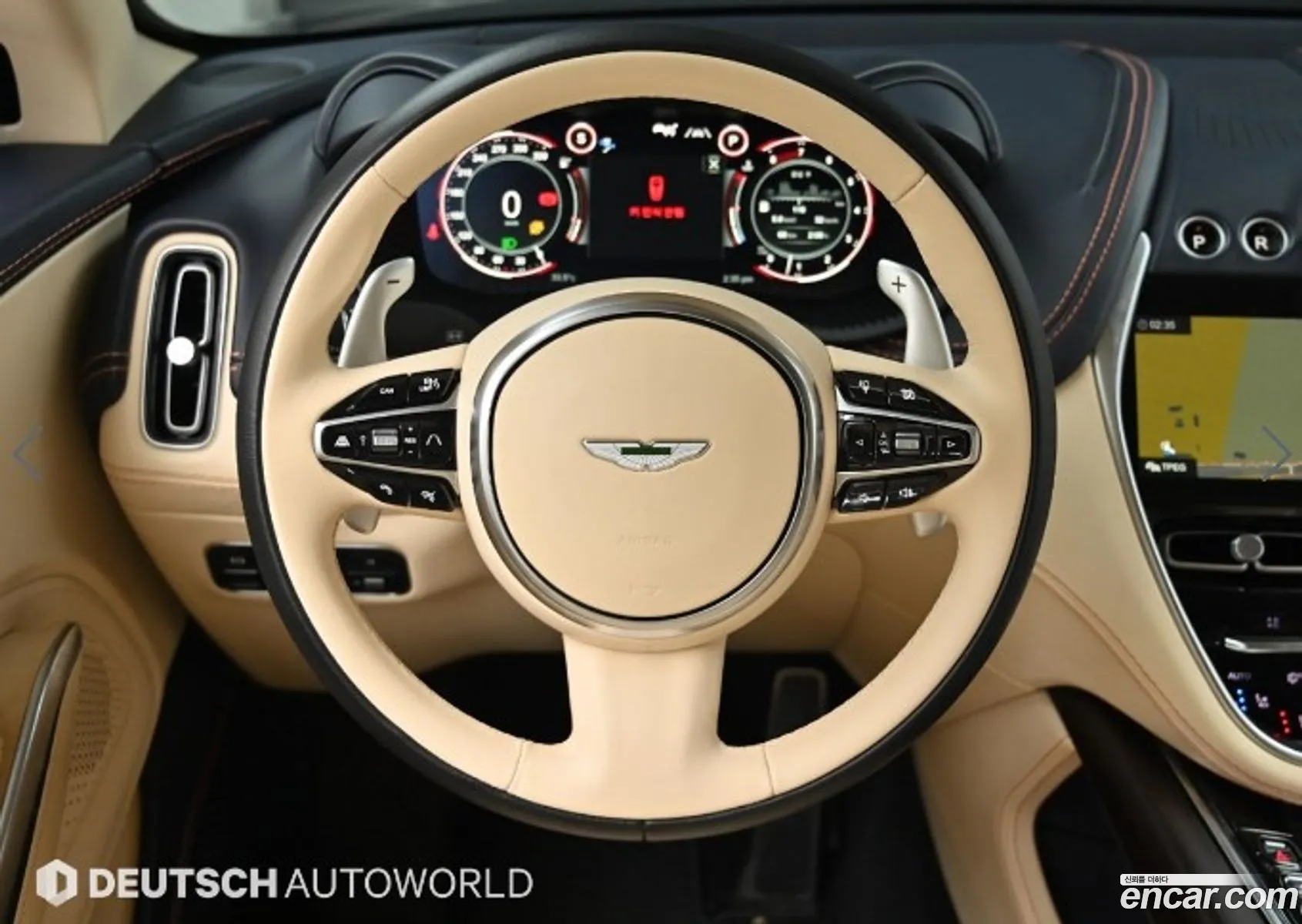 Aston Martin DBX 2021 — 3