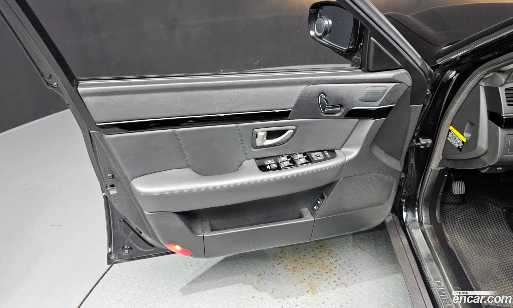 Kia Opirus Premium 2010 — 15