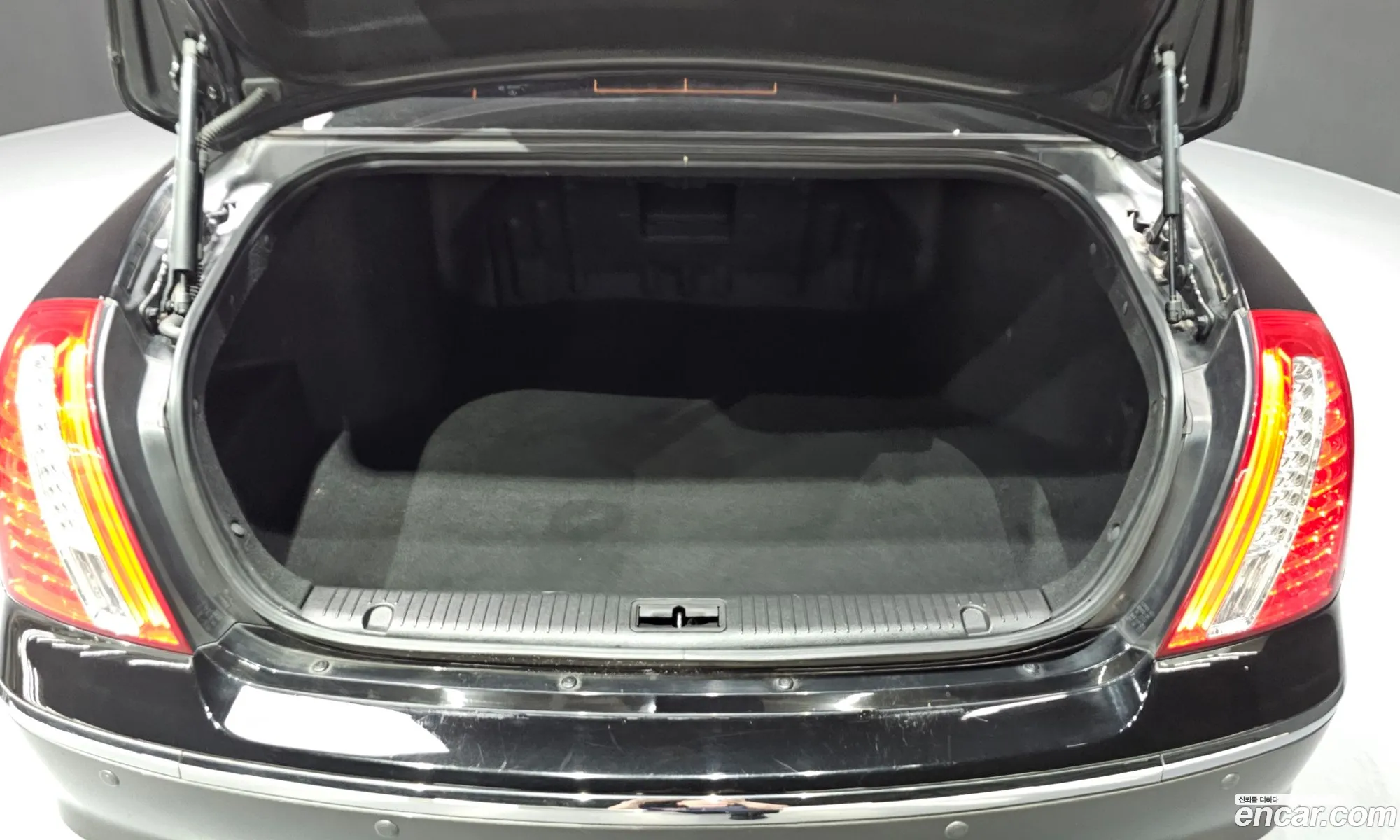 Kia Opirus Premium 2010 — 18