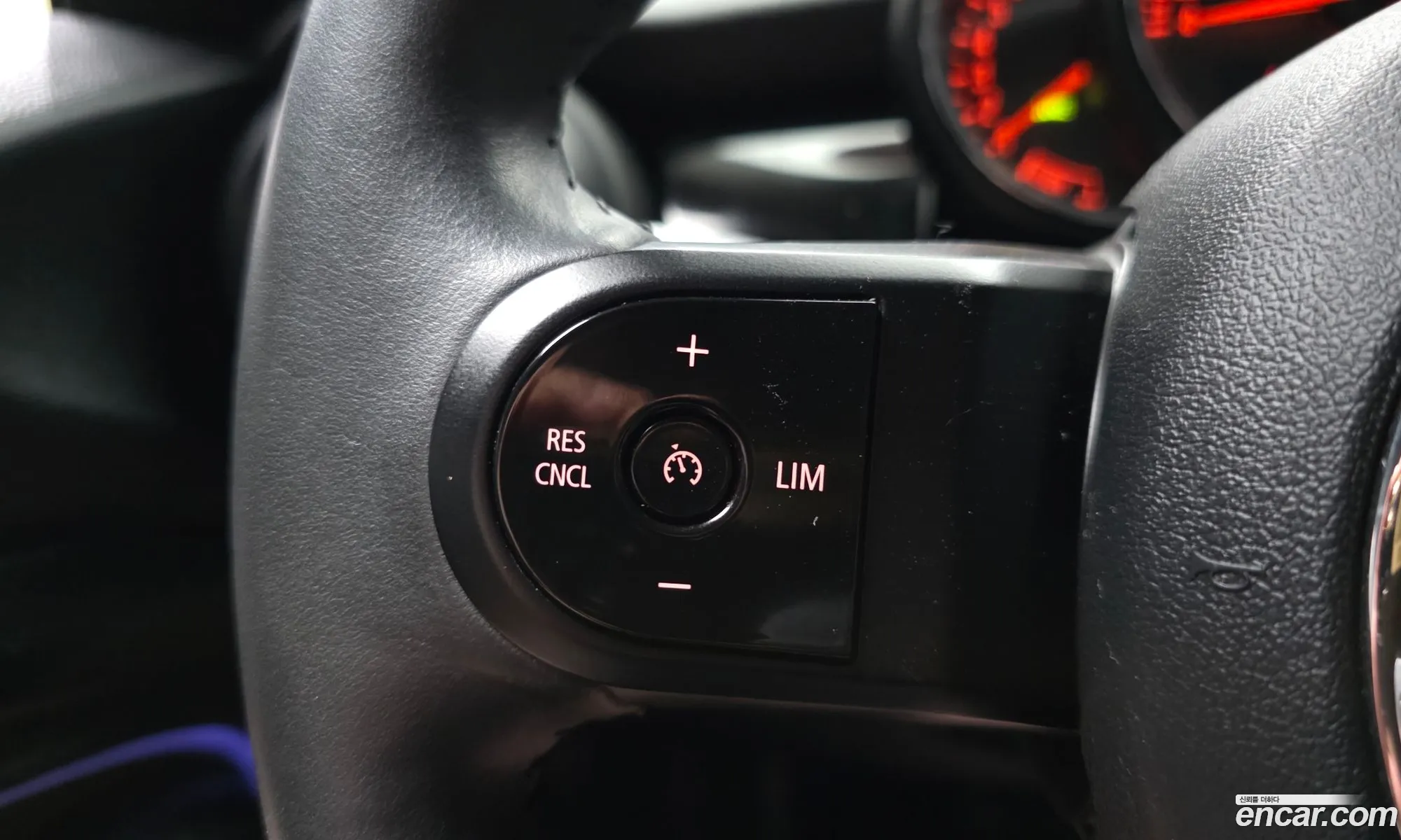 Mini Cooper 2022 WMW41DK08P2S68986 — 24