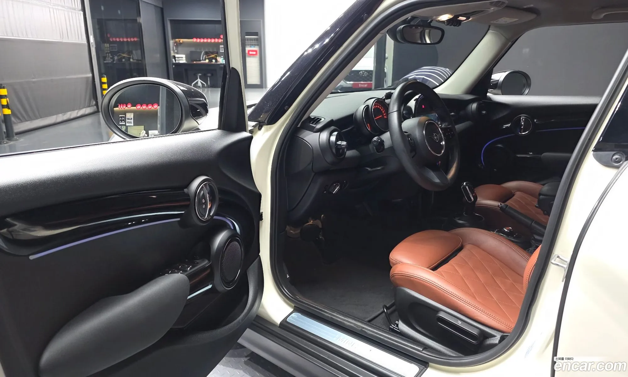 Mini Cooper 2022 WMW41DK08P2S68986 — 10
