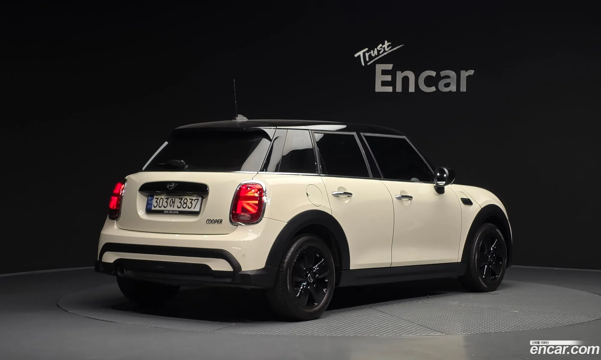 Mini Cooper 2022 WMW41DK08P2S68986 — 27