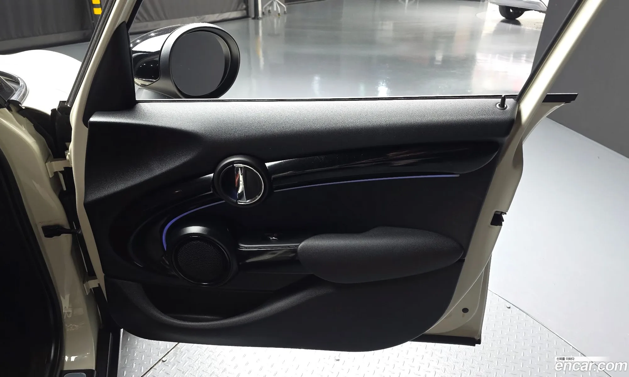 Mini Cooper 2022 WMW41DK08P2S68986 — 6