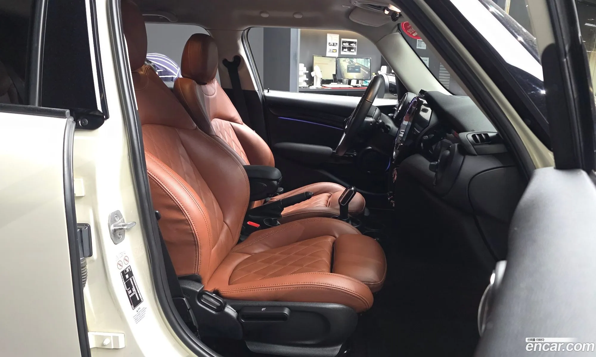 Mini Cooper 2022 WMW41DK08P2S68986 — 22