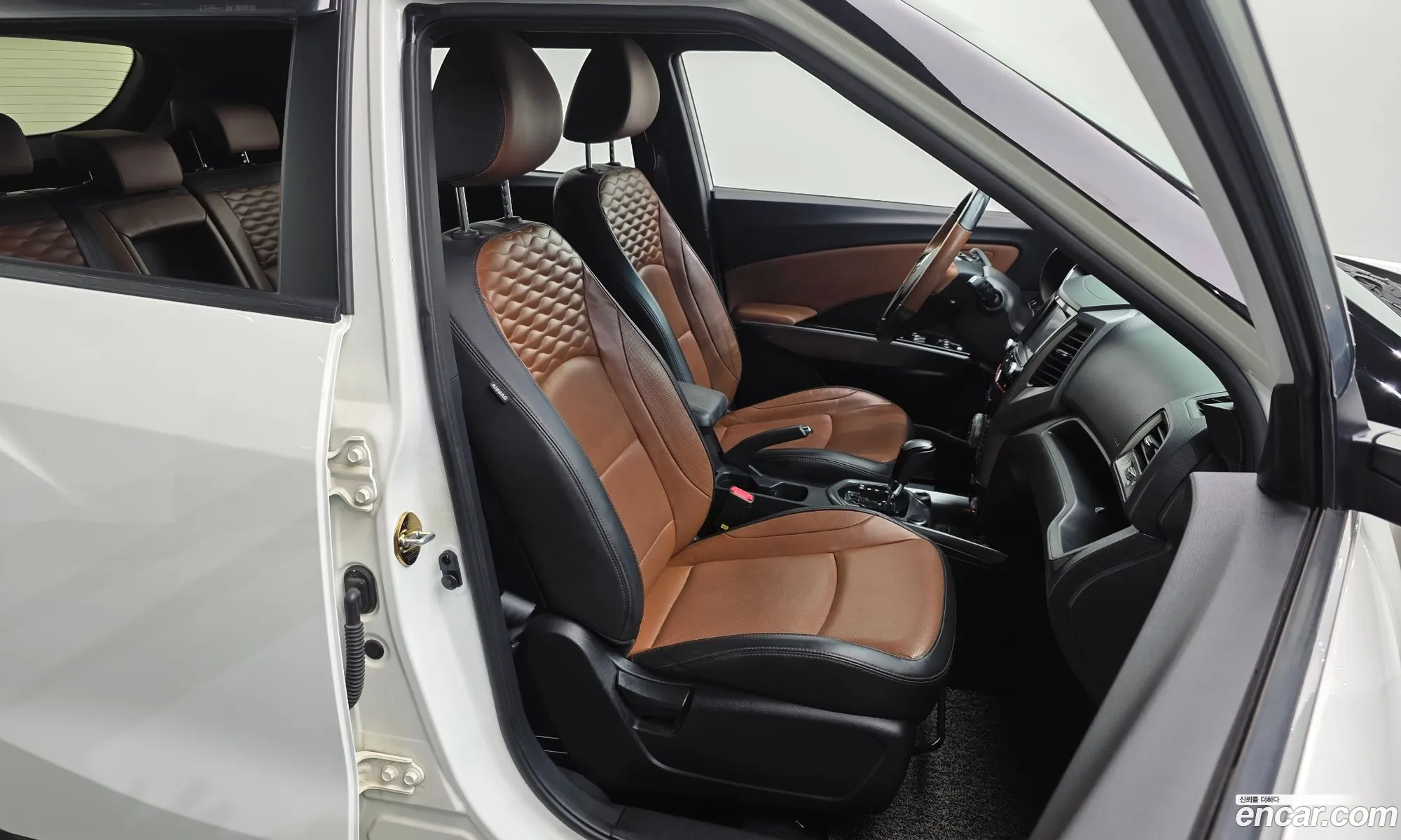 KG Mobility (SsangYong) Tivoli Armour 2017 KPBXH3AR1JP202130 — 15