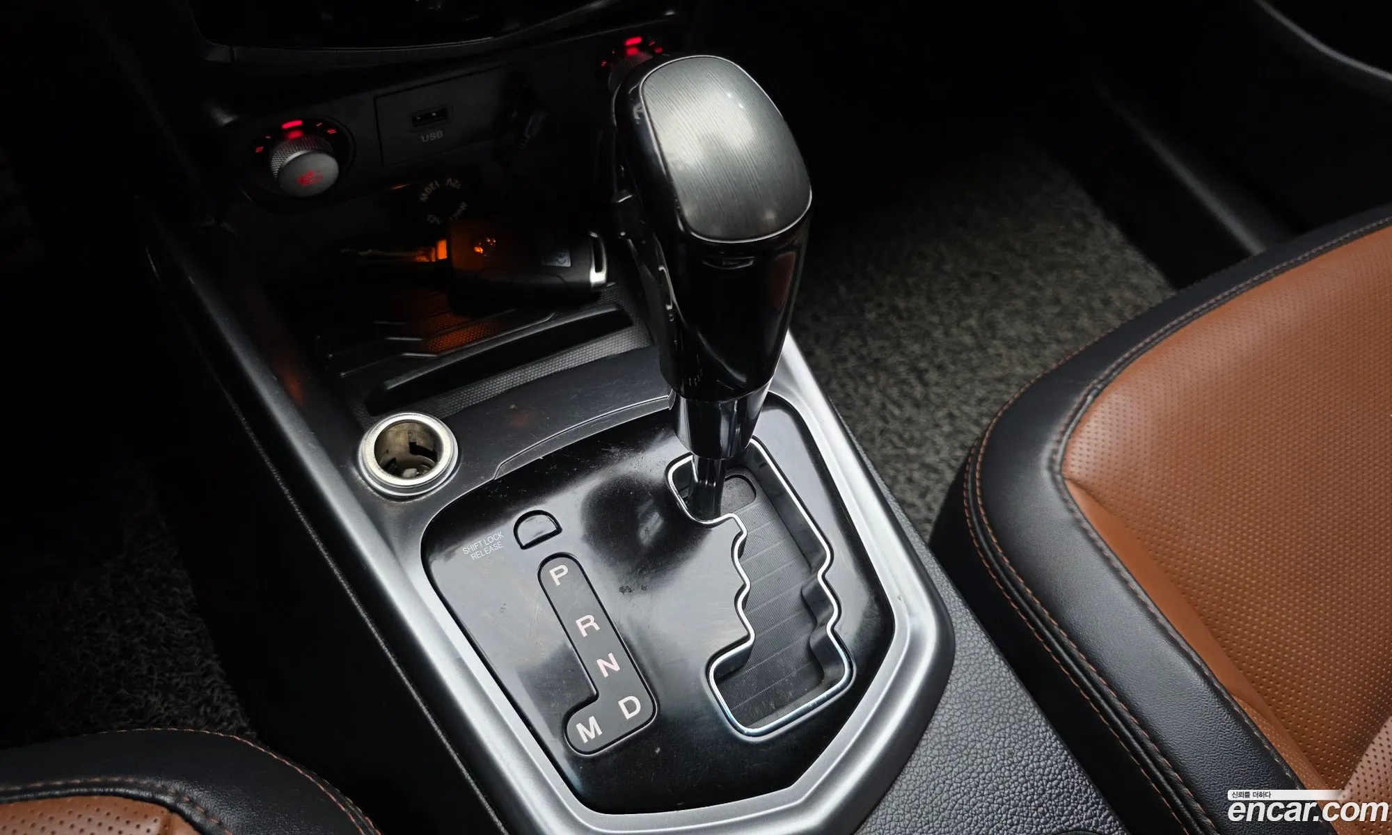 KG Mobility (SsangYong) Tivoli Armour 2017 KPBXH3AR1JP202130 — 16
