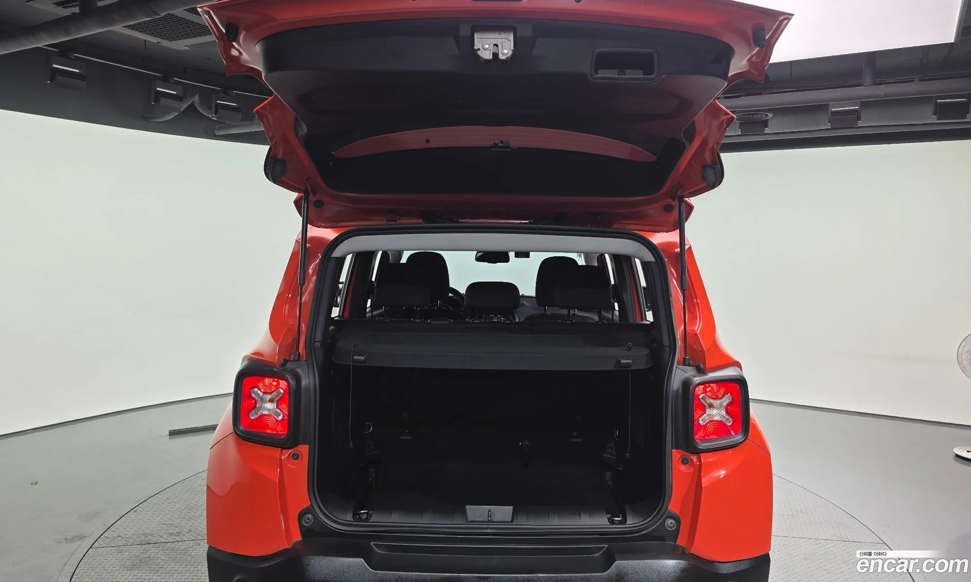 Jeep Renegade 2017 1C4BU0000HPE57875 — 15