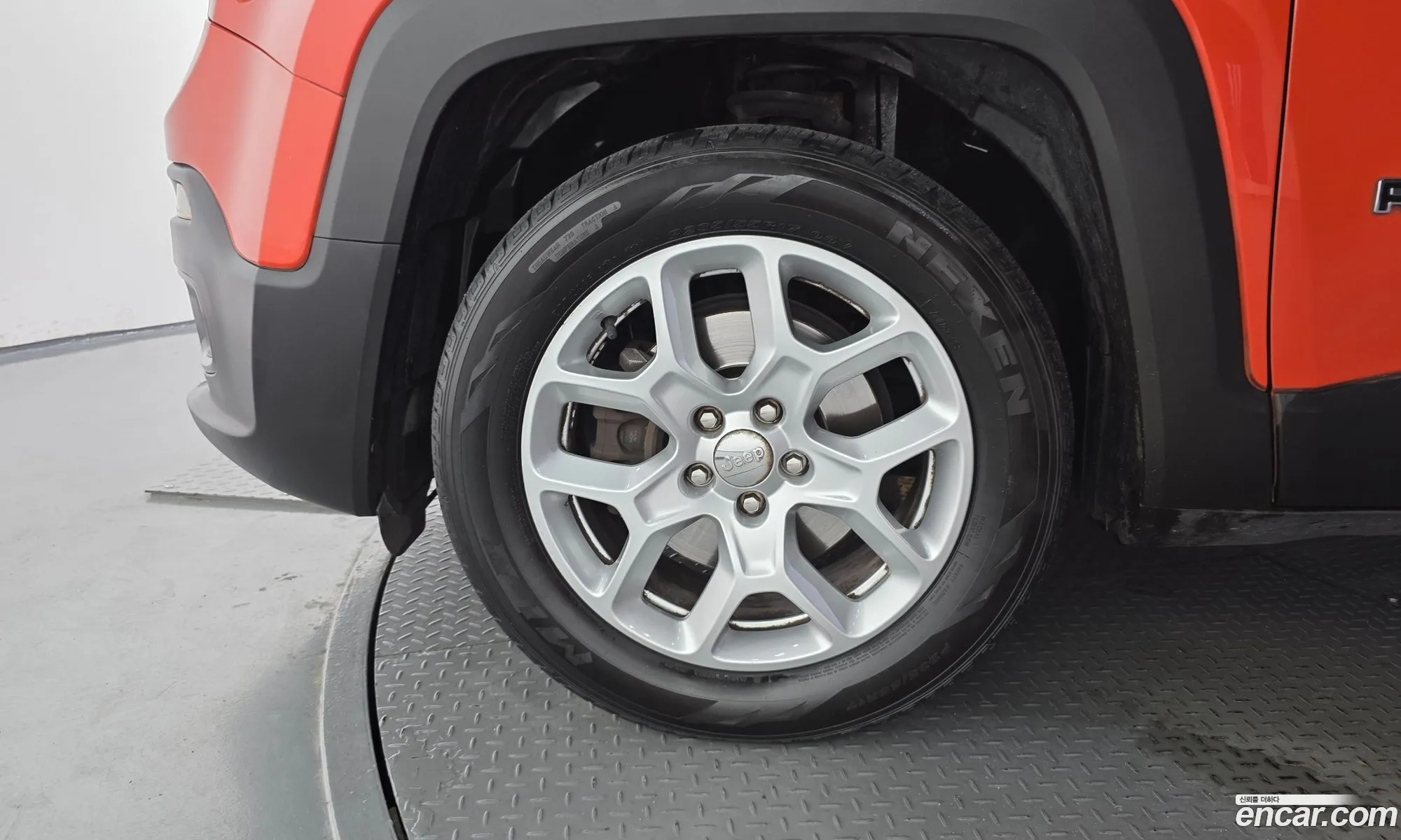 Jeep Renegade 2017 1C4BU0000HPE57875 — 19
