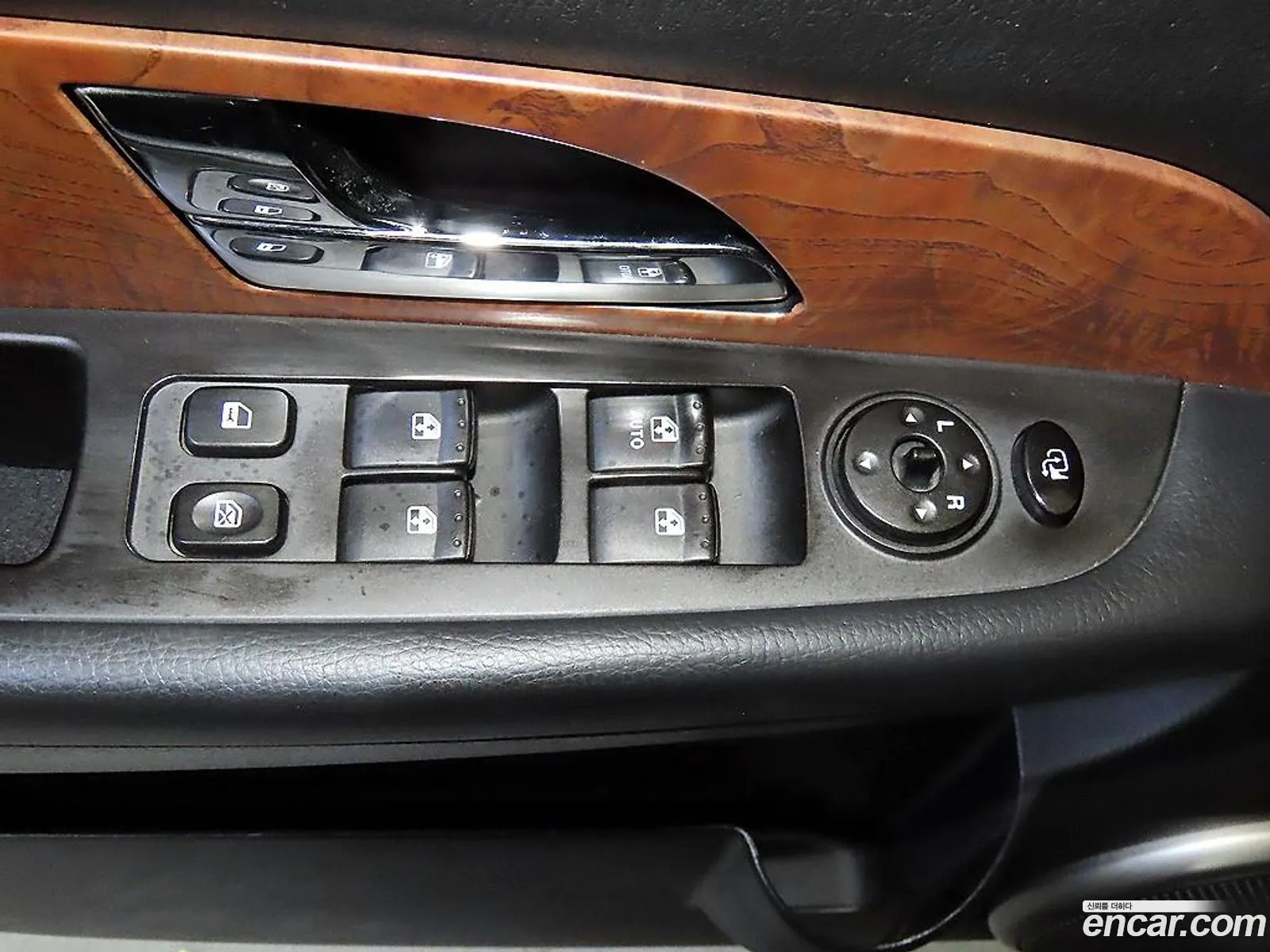 KG Mobility (SsangYong) Rexton W 2016 — 15