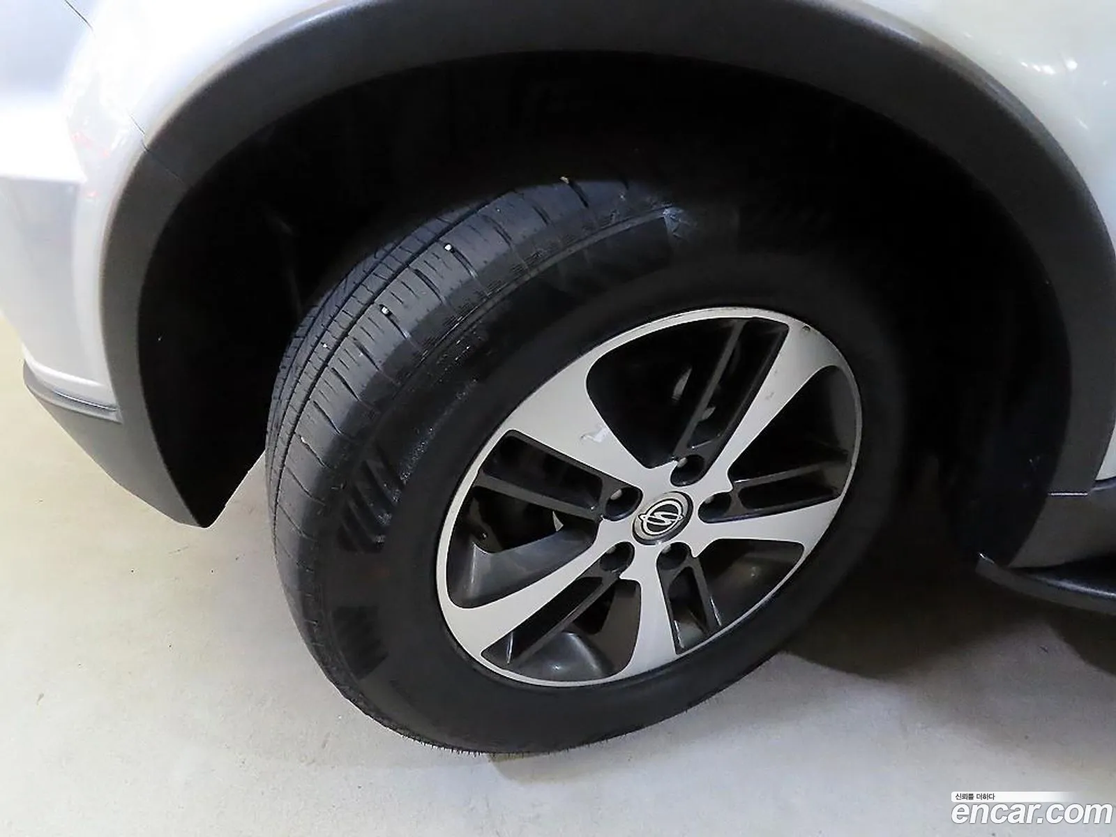 KG Mobility (SsangYong) Rexton W 2016 — 14