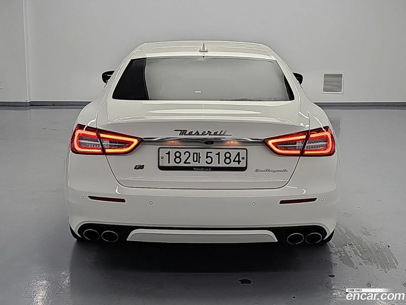 Maserati Quattroporte