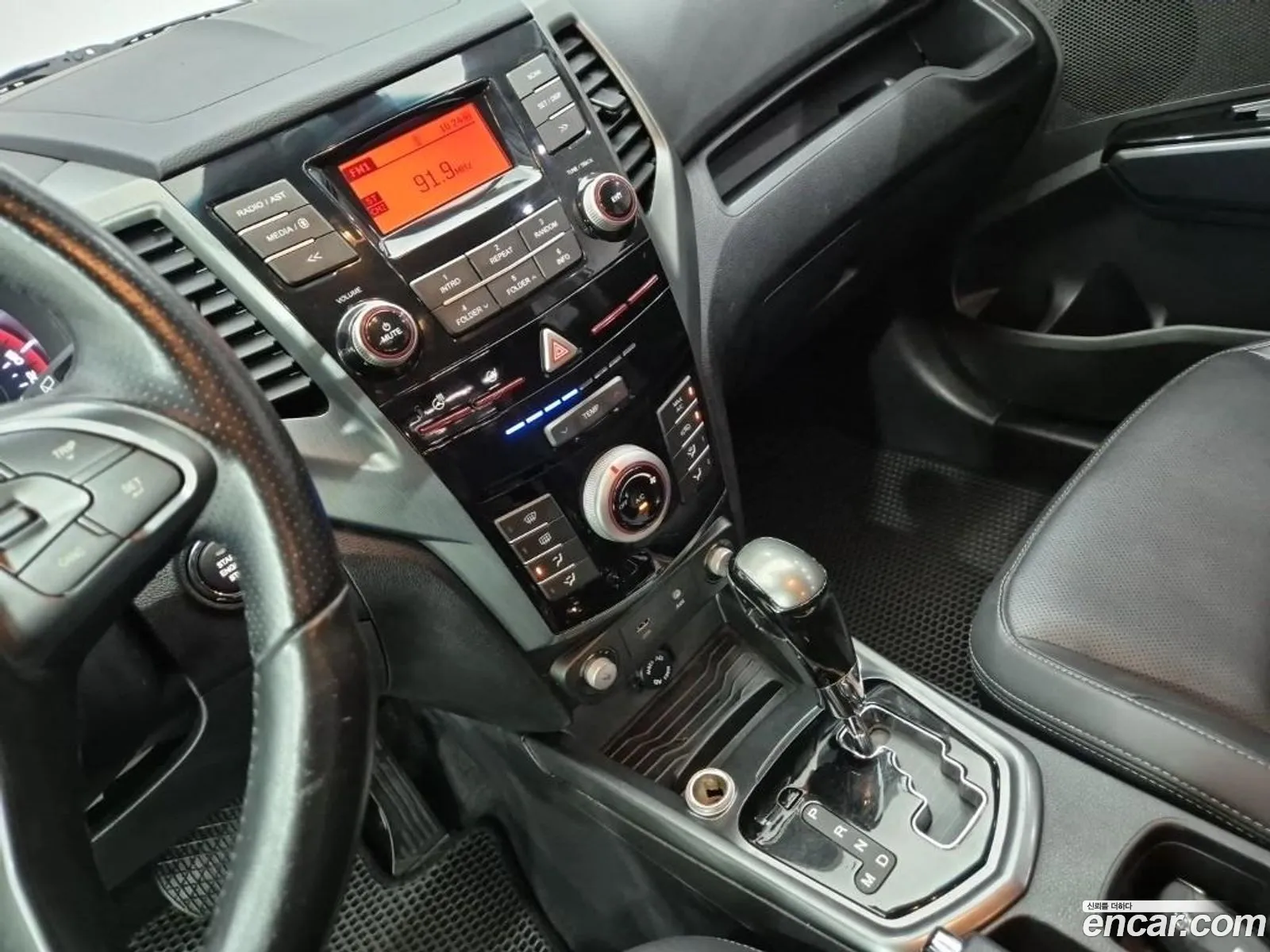 KG Mobility (SsangYong) Tivoli Armour